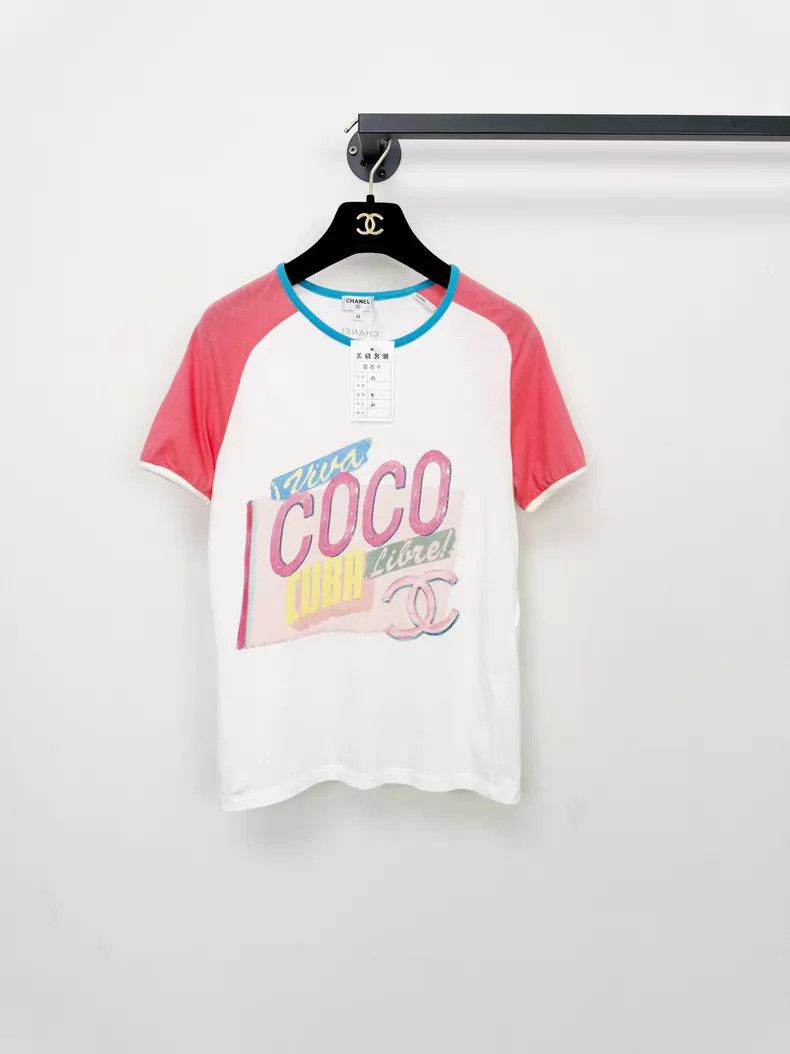 Chanel Chanel White short sleeves Size XS / US 0-2 / IT 36-38 - 1 Thumbnail