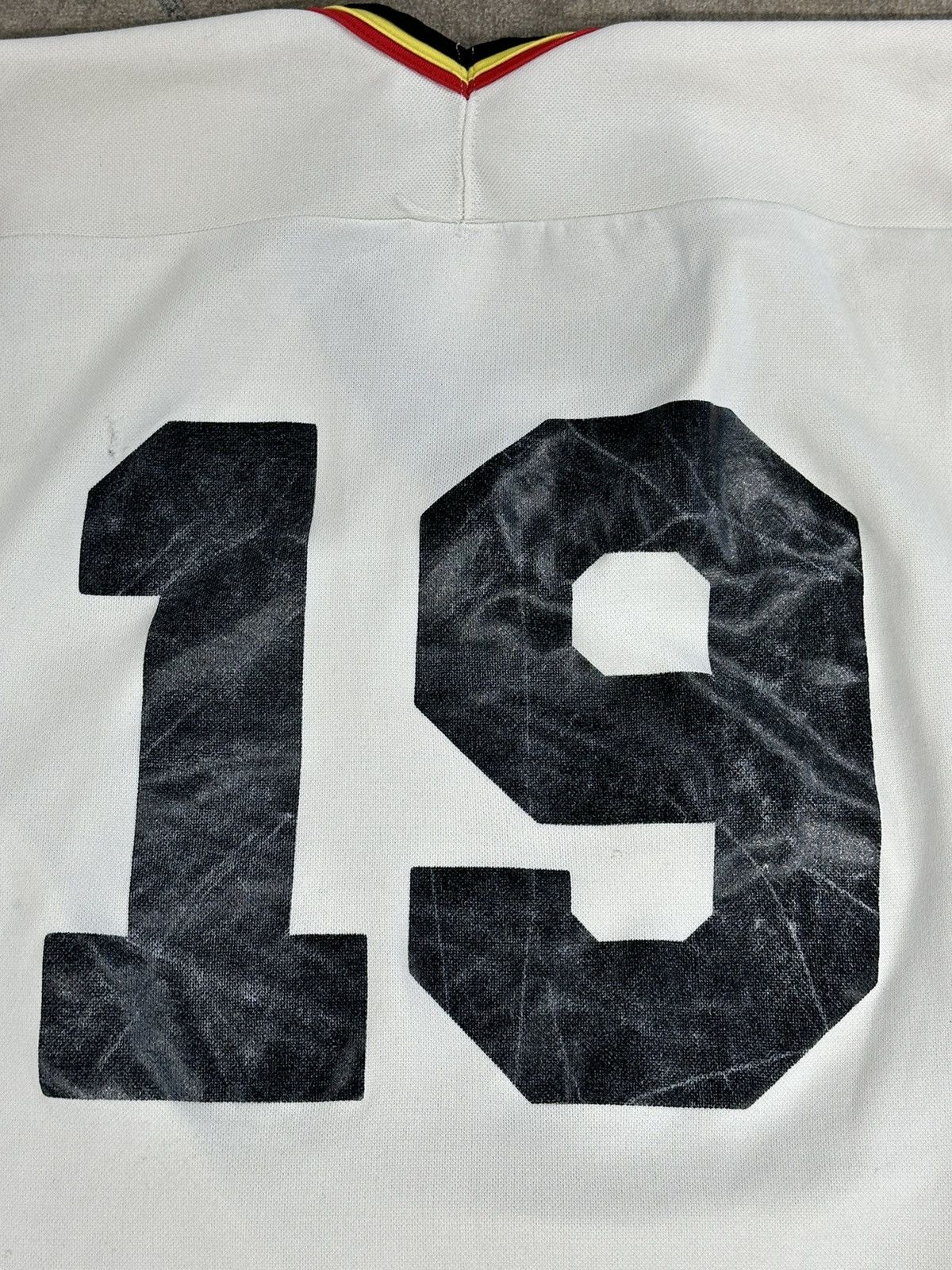 Ccm Vintage 90s CCM Vancouver Canucks Hockey Jersey #19 READ Size US L / EU 52-54 / 3 - 14 Thumbnail