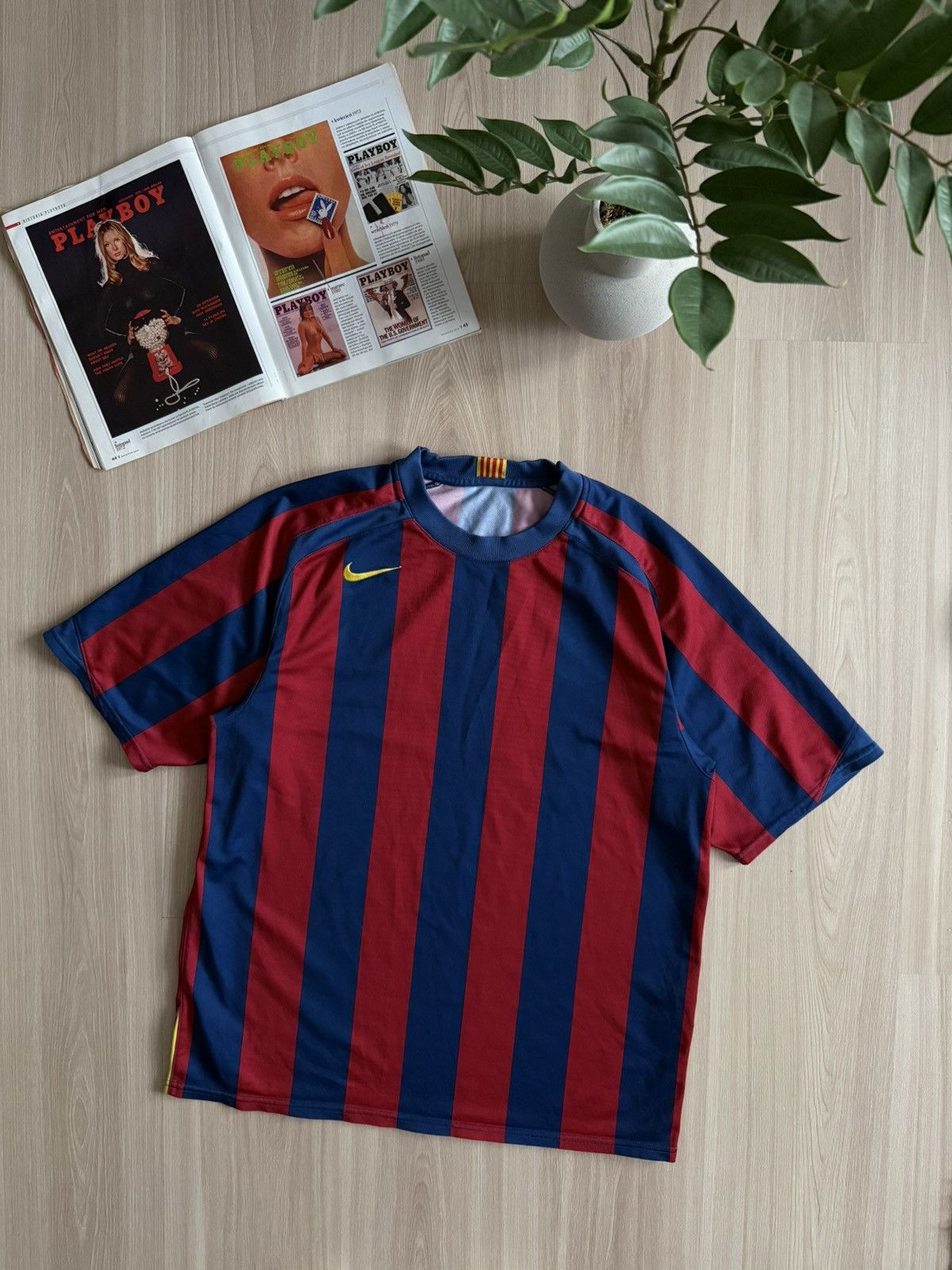 Vintage Nike FC Barcelona Jersey Home Shirt 2005-2006