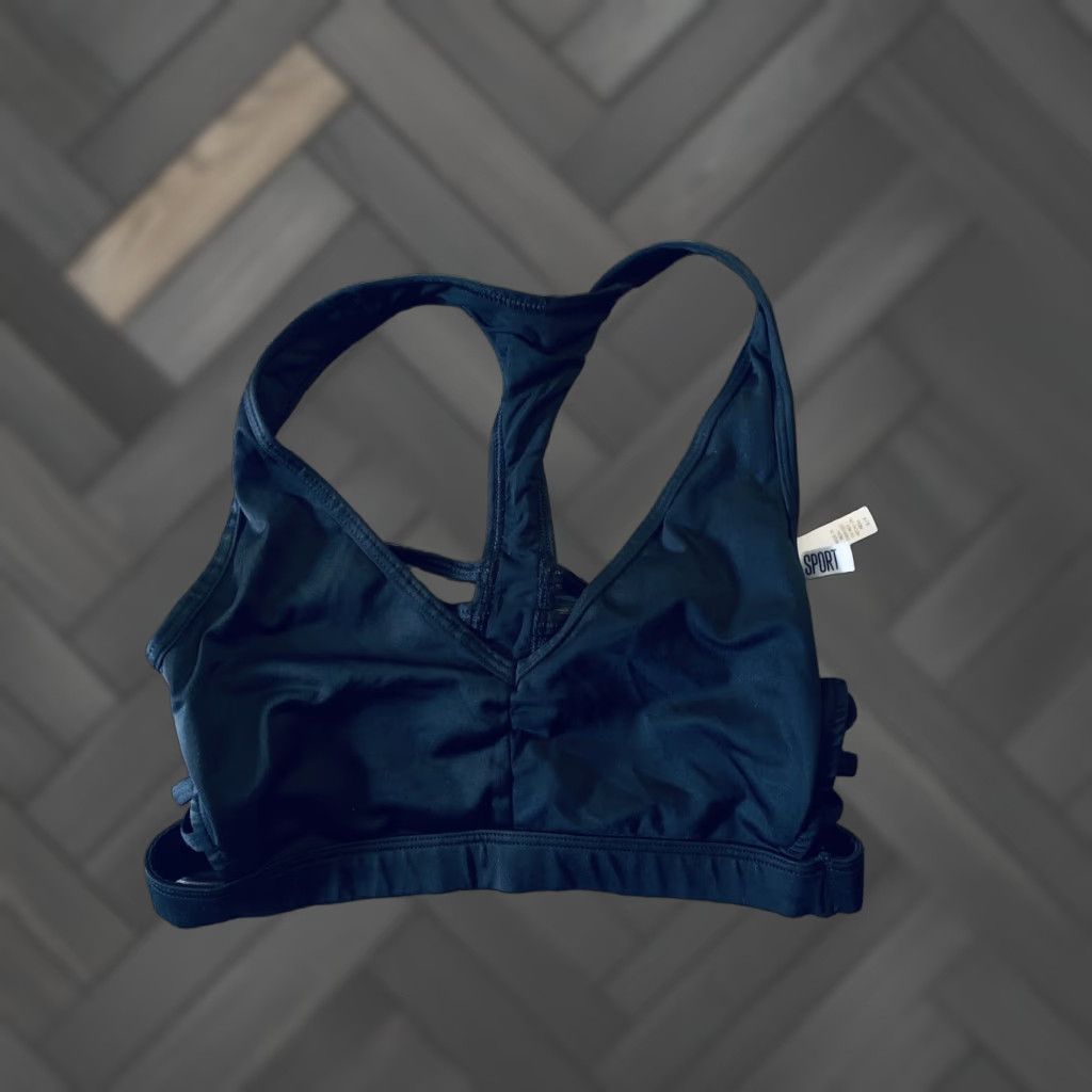Victoria's Secret **Victoria's Secret VSX Sport Small Black Plunge Sports Bra** User: Victoria's Secret VSX Sport Small Black Plunge Sports Bra Size ONE SIZE - 1 Thumbnail