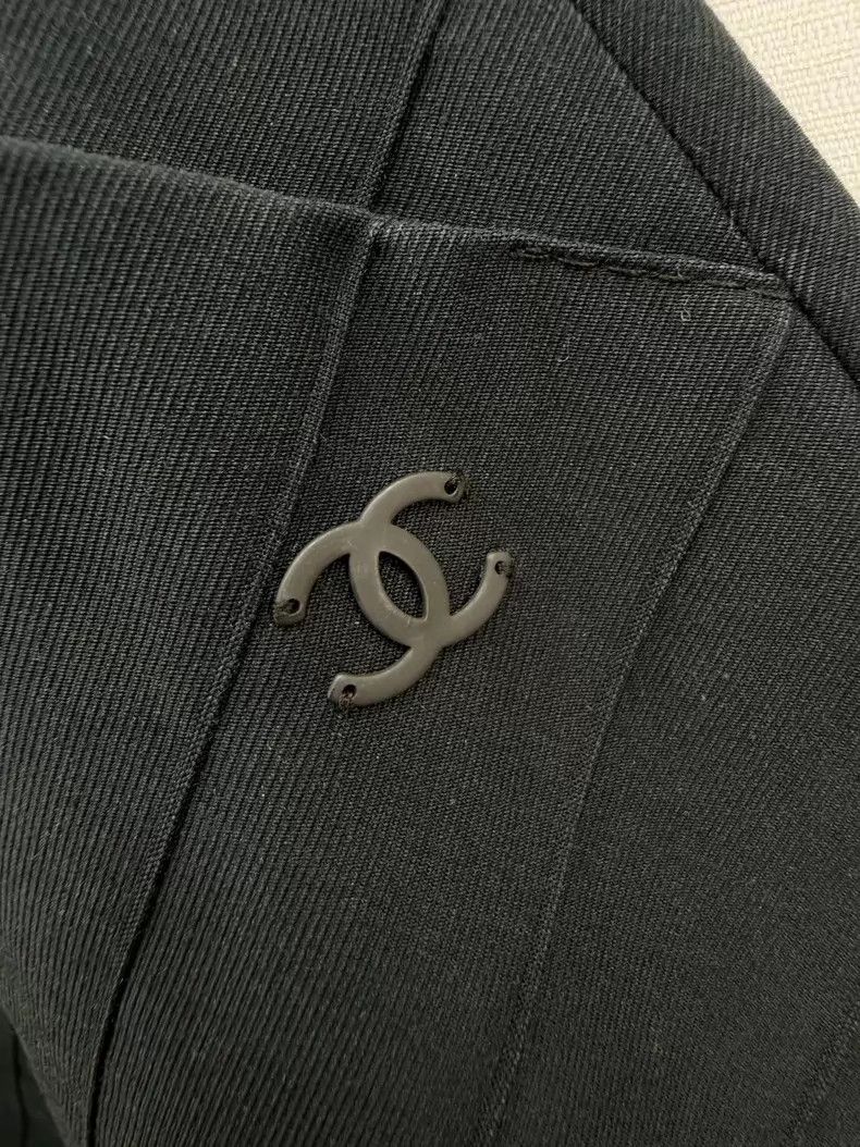 Chanel Chanel Letter Double C Fishtail Skirt Size 42" / US 20 - 2 Thumbnail