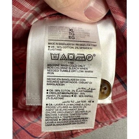 Old Navy Old Navy Everyday Built-In Flex Shirt Men XL Red Plaid Regular Fit Button Up NEW Size US XL / EU 56 / 4 - 6 Thumbnail