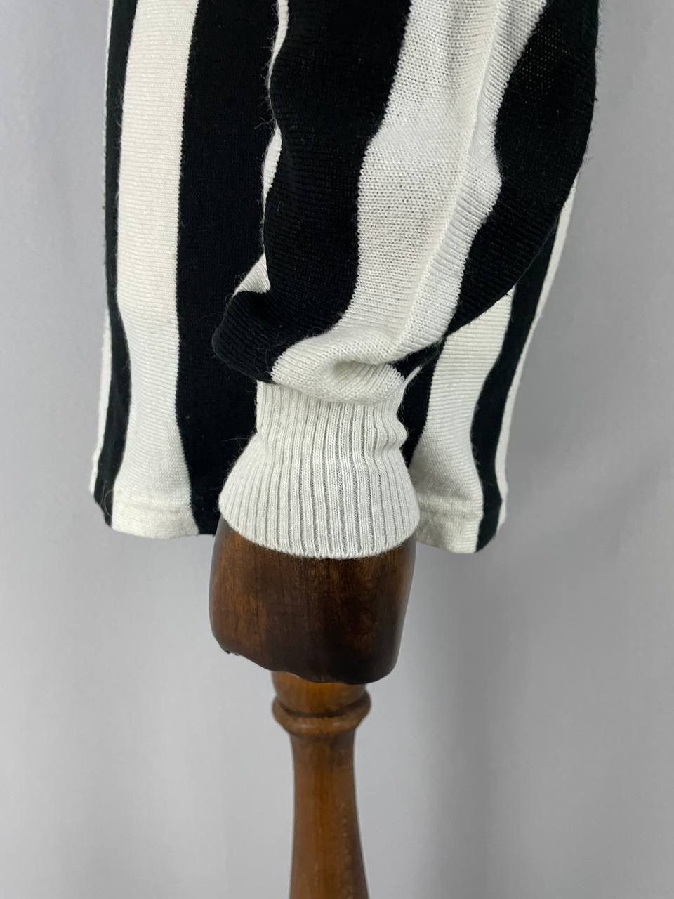 Vintage Juventus Jersey Tee T Shirt Ariston Vintage 1988 Rare Size US L / EU 52-54 / 3 - 11 Thumbnail