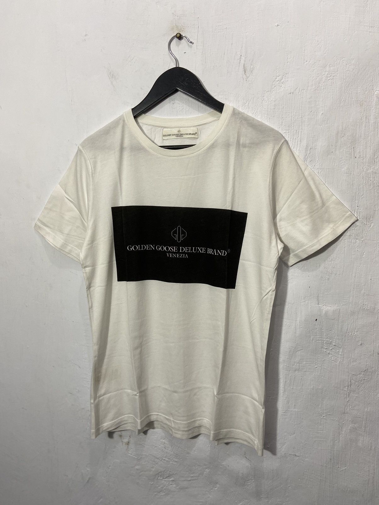 Golden Goose Golden Goose Deluxe Venezia Brand Tshirt White Size US L / EU 52-54 / 3 - 1 Thumbnail