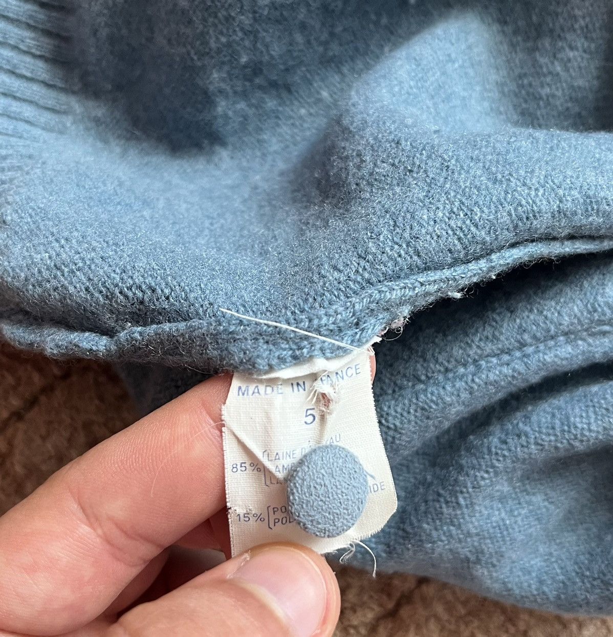 The Unbranded Brand Vintage Made In France 80's Lana Wool Blue Buttons Sweater Size US L / EU 52-54 / 3 - 4 Thumbnail