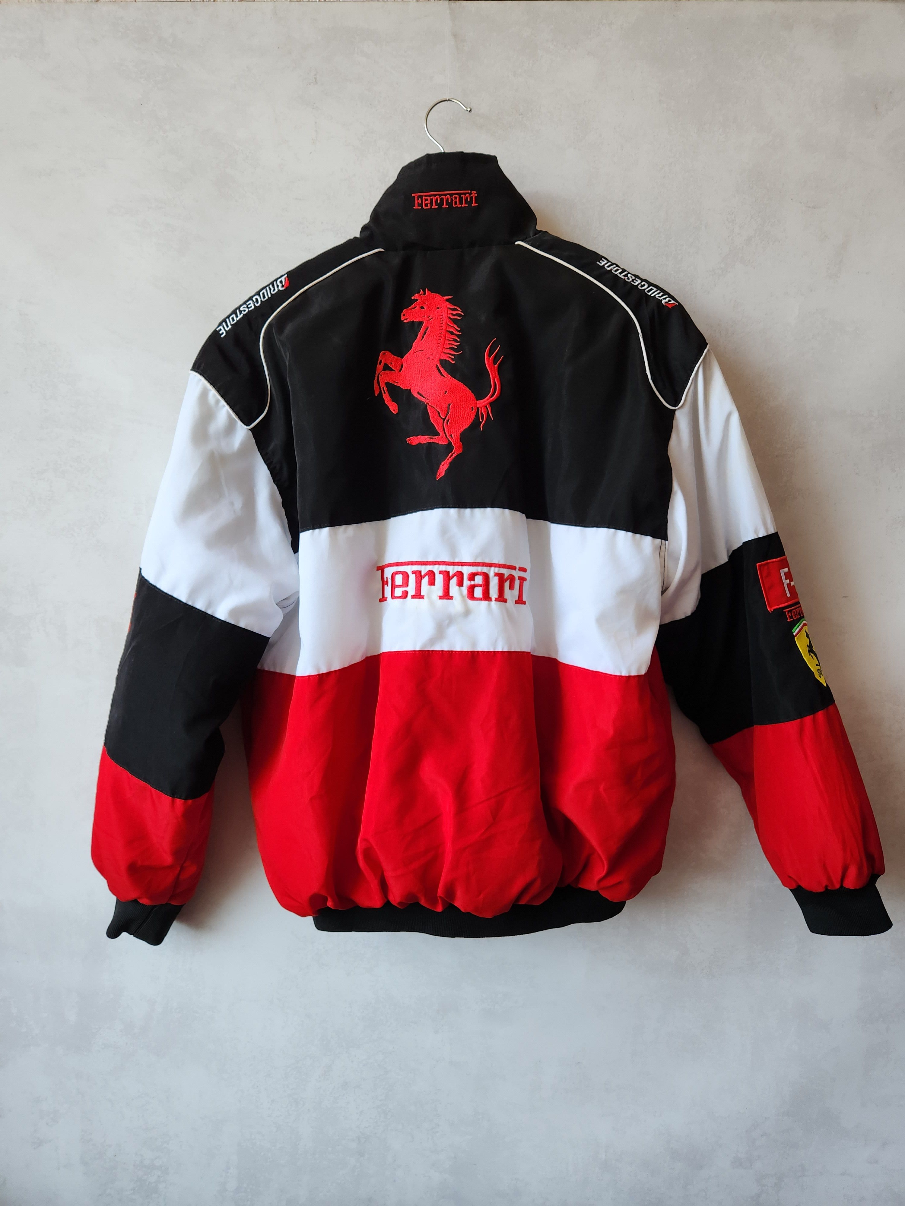 Ferrari RARE ! VINTAGE FERRARI BIG LOGO JACKET RACING F-1 Size US M / EU 48-50 / 2 - 7 Thumbnail