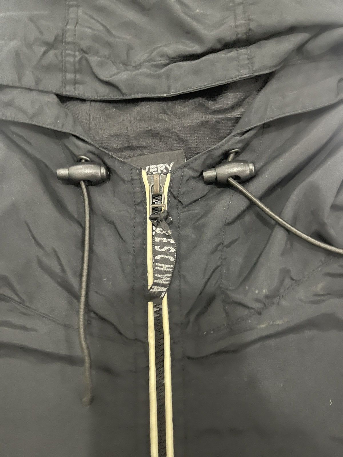 Other black hooded windbreaker jacket with a "Beschwa" logo patch Size US XL / EU 56 / 4 - 5 Thumbnail