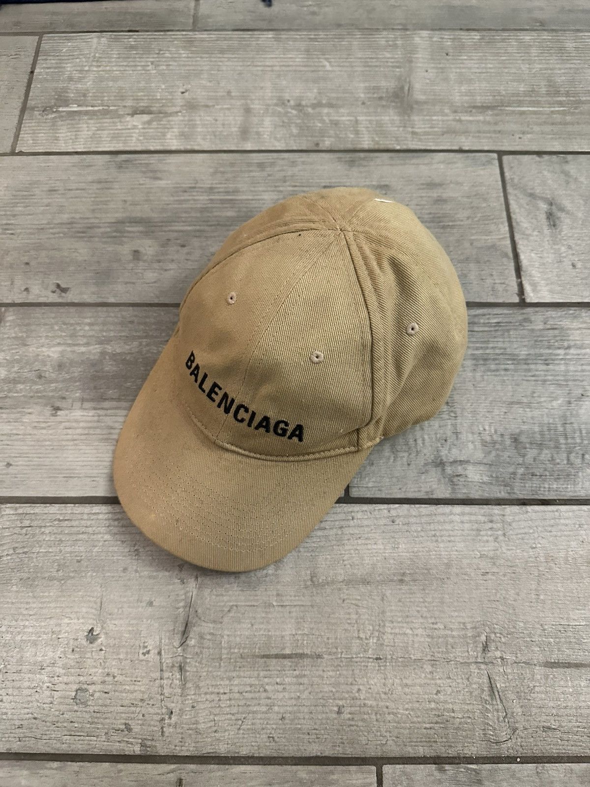 Balenciaga logo hat