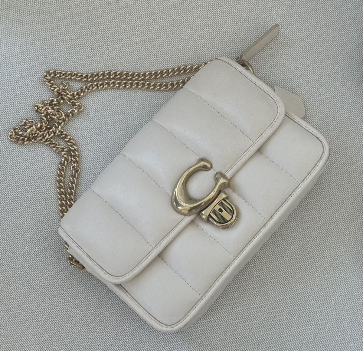 Coach Coach Pillow Tabby Shoulder Bag 26 – Chalk White Size ONE SIZE - 1 Thumbnail