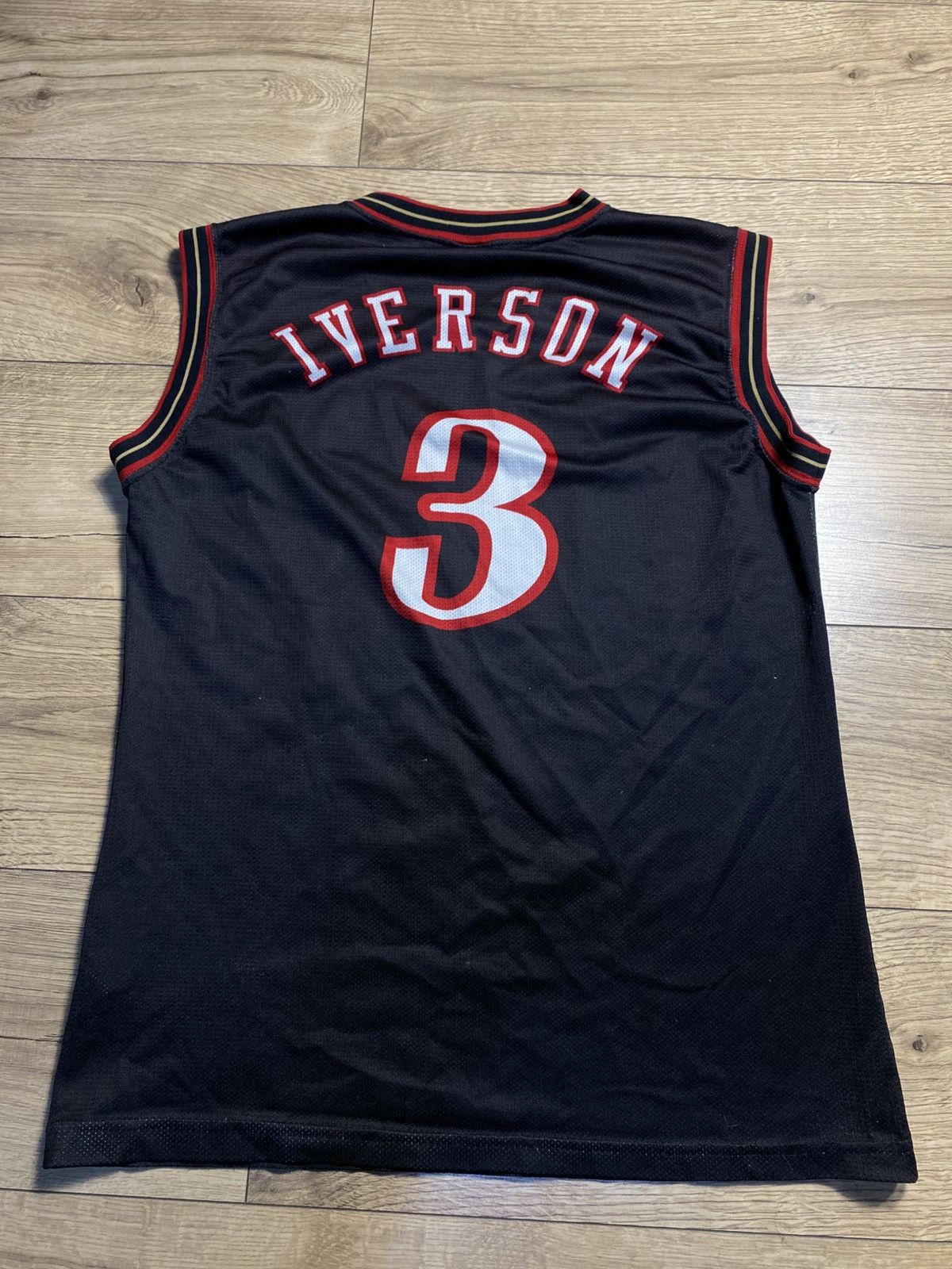 Champion Authentic Allen Iverson 76ers Champion Jersey - Size M Size US M / EU 48-50 / 2 - 4 Thumbnail