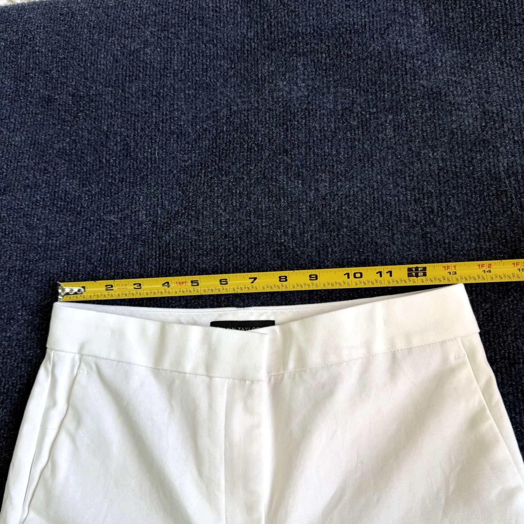 Ann Taylor Ann Taylor Pants Womens 0 White Twill Ankle Straight Slim Scallop Hem Career Size 25" / US 0 / IT 36 - 7 Thumbnail