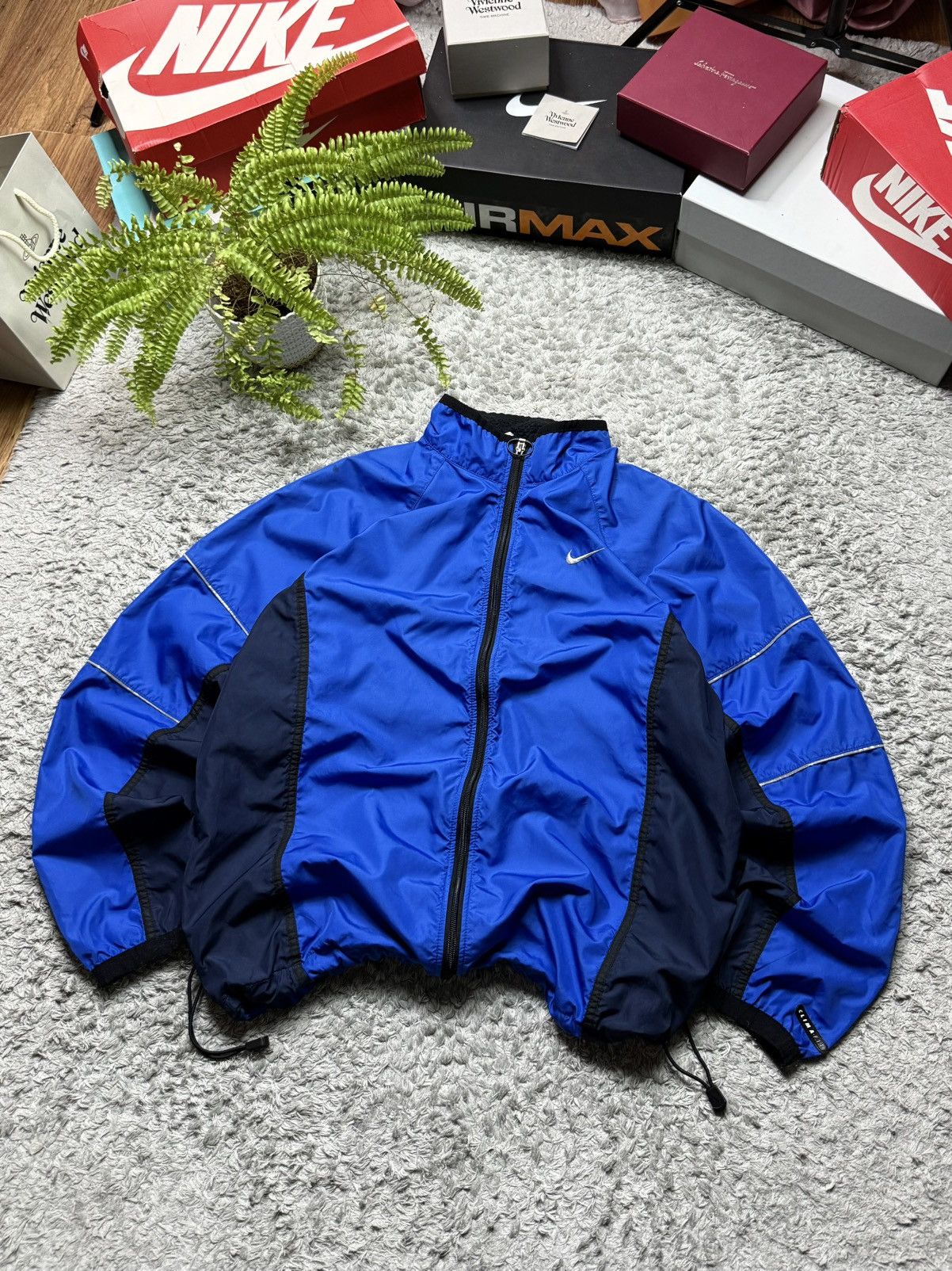 Nike 90s Nike Jacket Vintage Rare Nylon Drill Streetwear Retro Size US L / EU 52-54 / 3 - 1 Thumbnail
