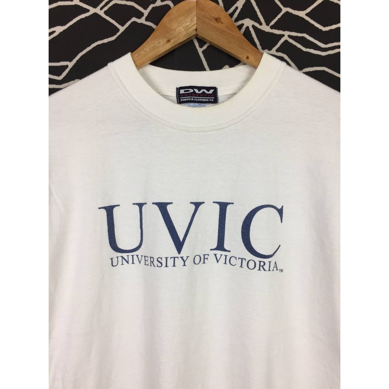Vintage Vtg Dubwear Clothing Co. UVIC University Of Victoria Tee Size US M / EU 48-50 / 2 - 3 Thumbnail