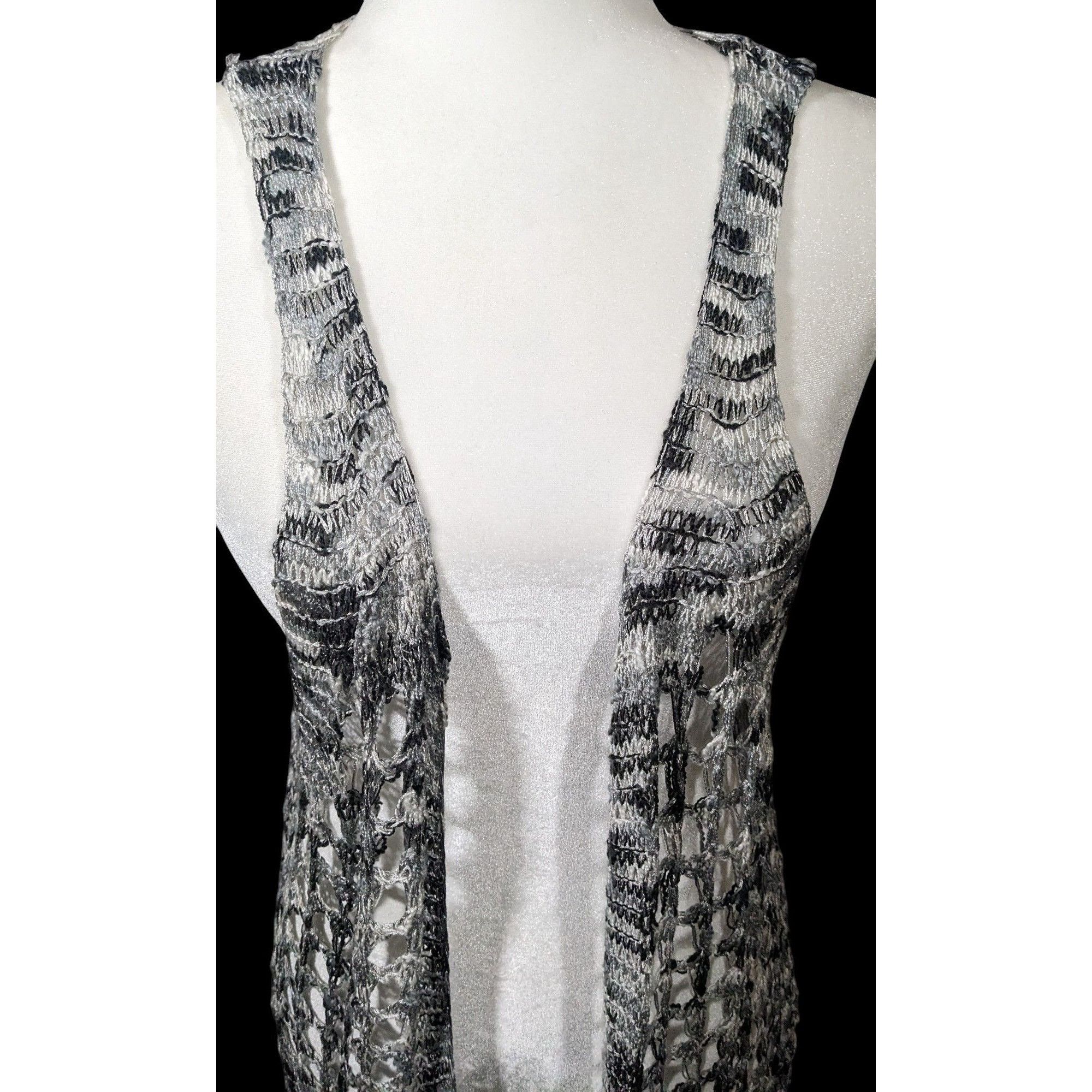 Other And'Or Knit Crochet Fringe Vest With Lace Details Size S/M Size S / US 4 / IT 40 - 5 Thumbnail