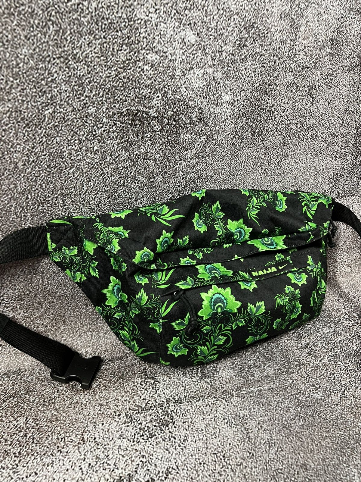 Nike Nike World Cup Nigeria Stadium Tech Hip Pack Naija sling bag Size ONE SIZE - 3 Thumbnail