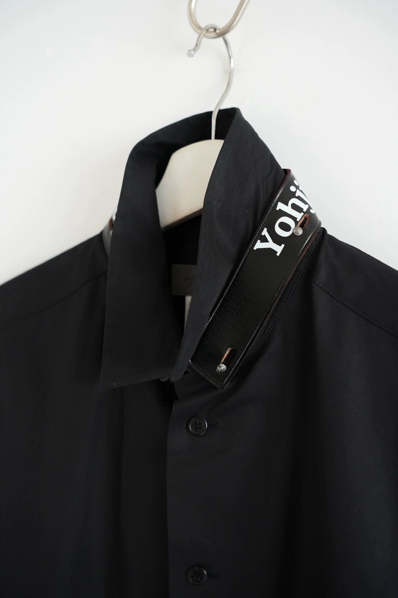 Yohji Yamamoto Yohji Yamamoto 08AW 2043 Leather Collar Logo Shirt Size US L / EU 52-54 / 3 - 3 Thumbnail