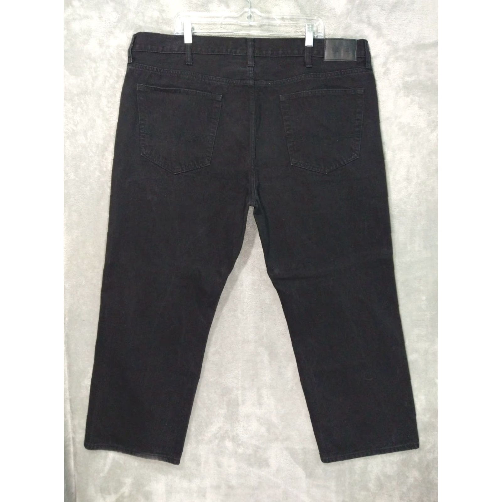Izod IZOD Jeans Mens 44x30 Black Denim Relaxed Fit Straight Leg High Rise Dark Wash Jeans Size US 44 / EU 60 - 2 Thumbnail