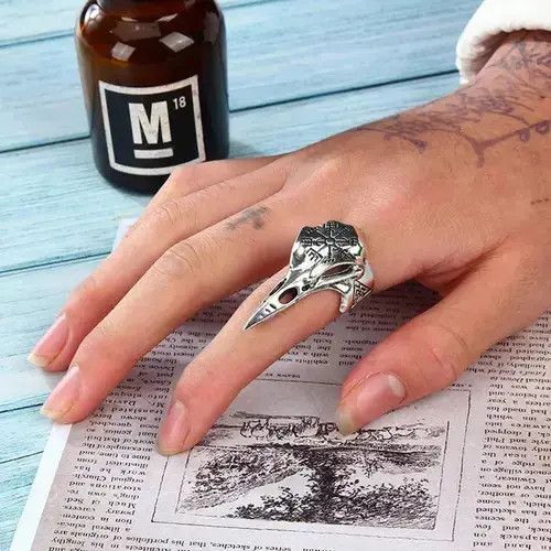 Jewelry Crow Skull Ring in Silver, Men's