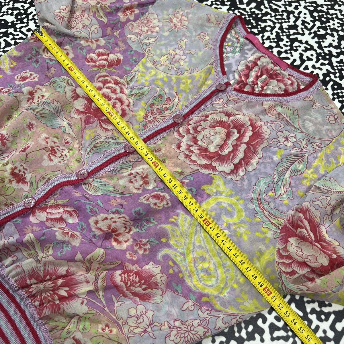 Emanuel Ungaro Vintage Y2K Emanuel Ungaro Paris Silk Floral Luxury Cardigan Size M / US 6-8 / IT 42-44 - 19 Thumbnail