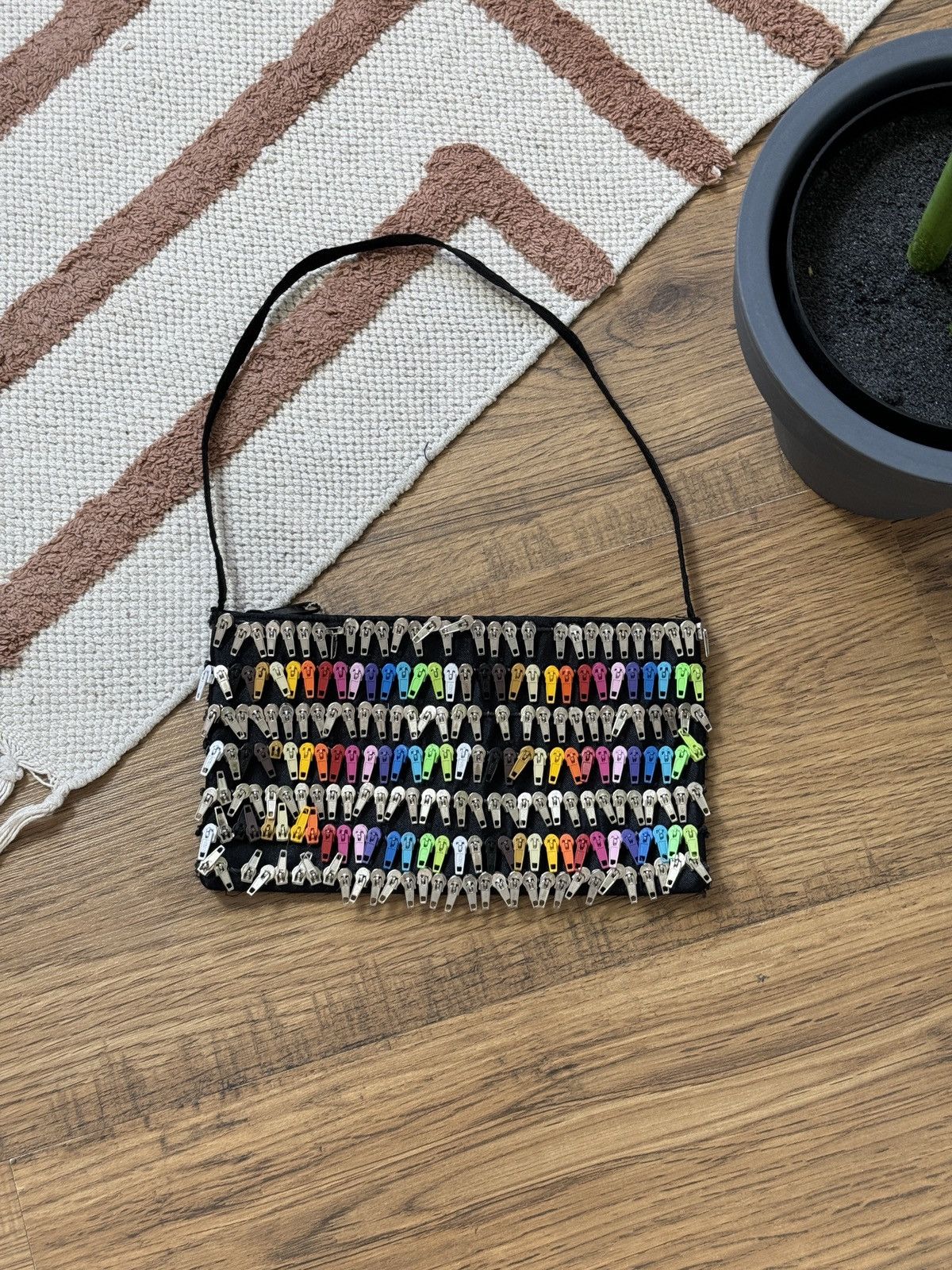 Avant Garde Zoe Cottenka Paris 2000S Zipper Mini Bag in Black, Women's