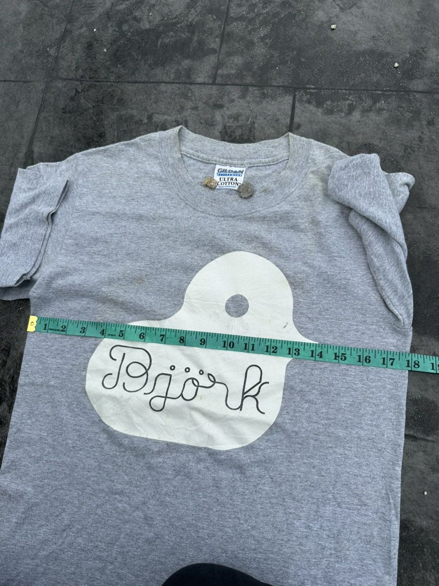 Band Tees Vintage Bjork Band Tshirt Size US S / EU 44-46 / 1 - 3 Thumbnail