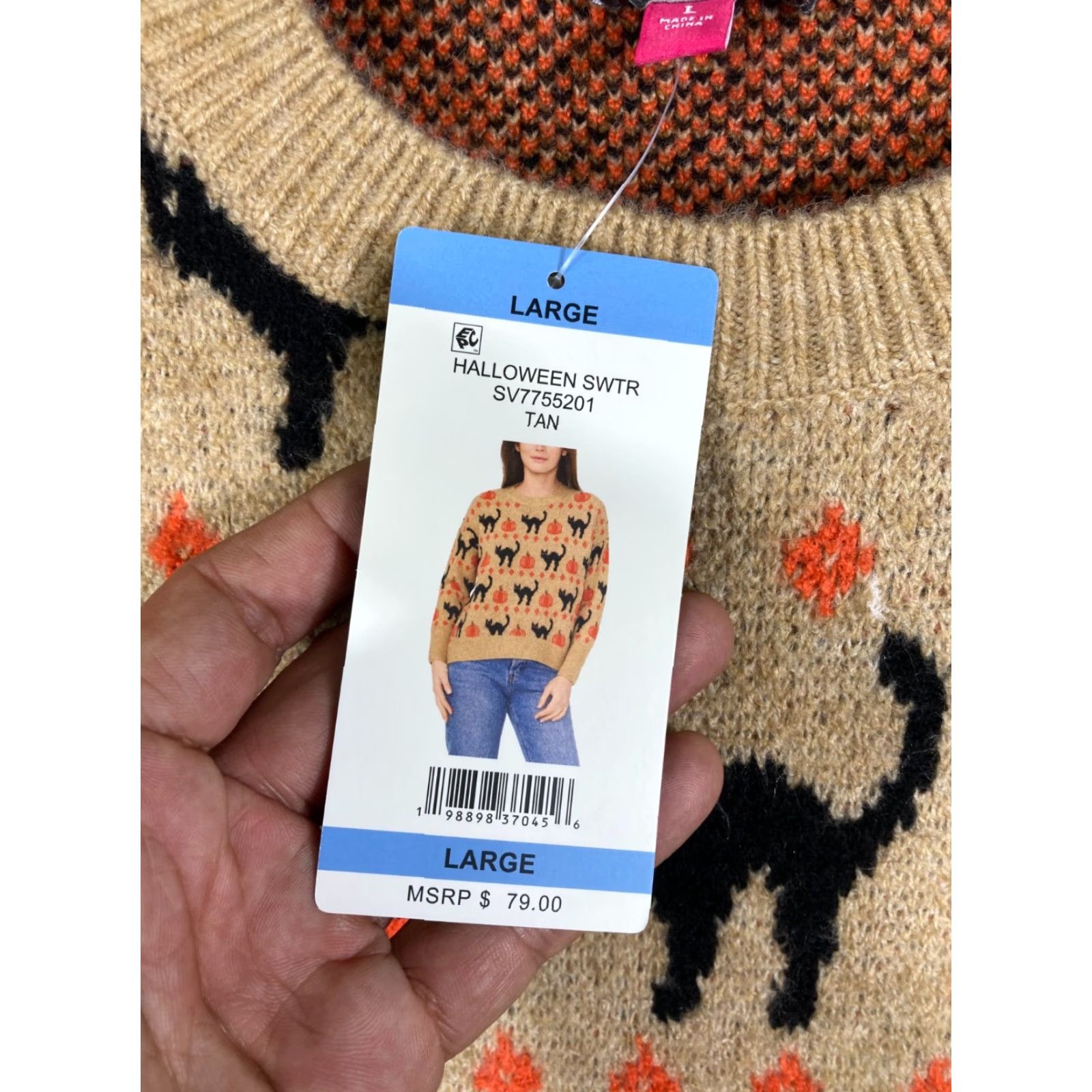Vince Camuto Vince Camuto Pullover Halloween Sweater Womens Large Tan Knit Crew Neck NWT Size L / US 10 / IT 46 - 6 Thumbnail