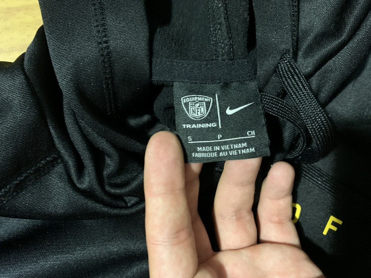 Nike × Vintage Nike NFL Equipment Vikings Minnesota Black Hoodie Size S Size US S / EU 44-46 / 1 - 6 Thumbnail