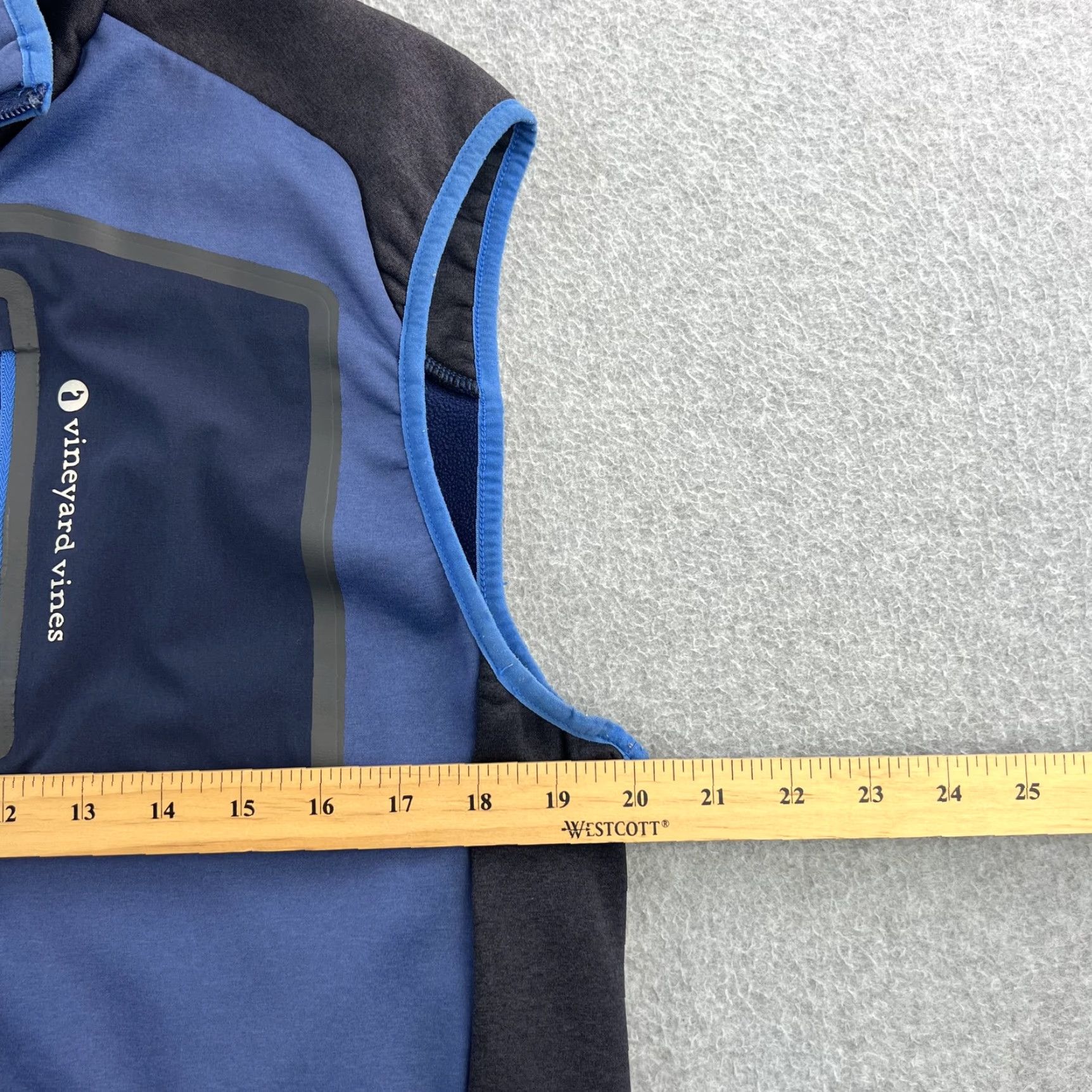 Vineyard Vines Vineyard Vines Vest Mens Medium Blue Full Zip Sleeveless Outdoor Performance Windbreaker Softshell Pockets Logo Zipper Casual Travel Workwear Mens Size US M / EU 48-50 / 2 - 2 Thumbnail