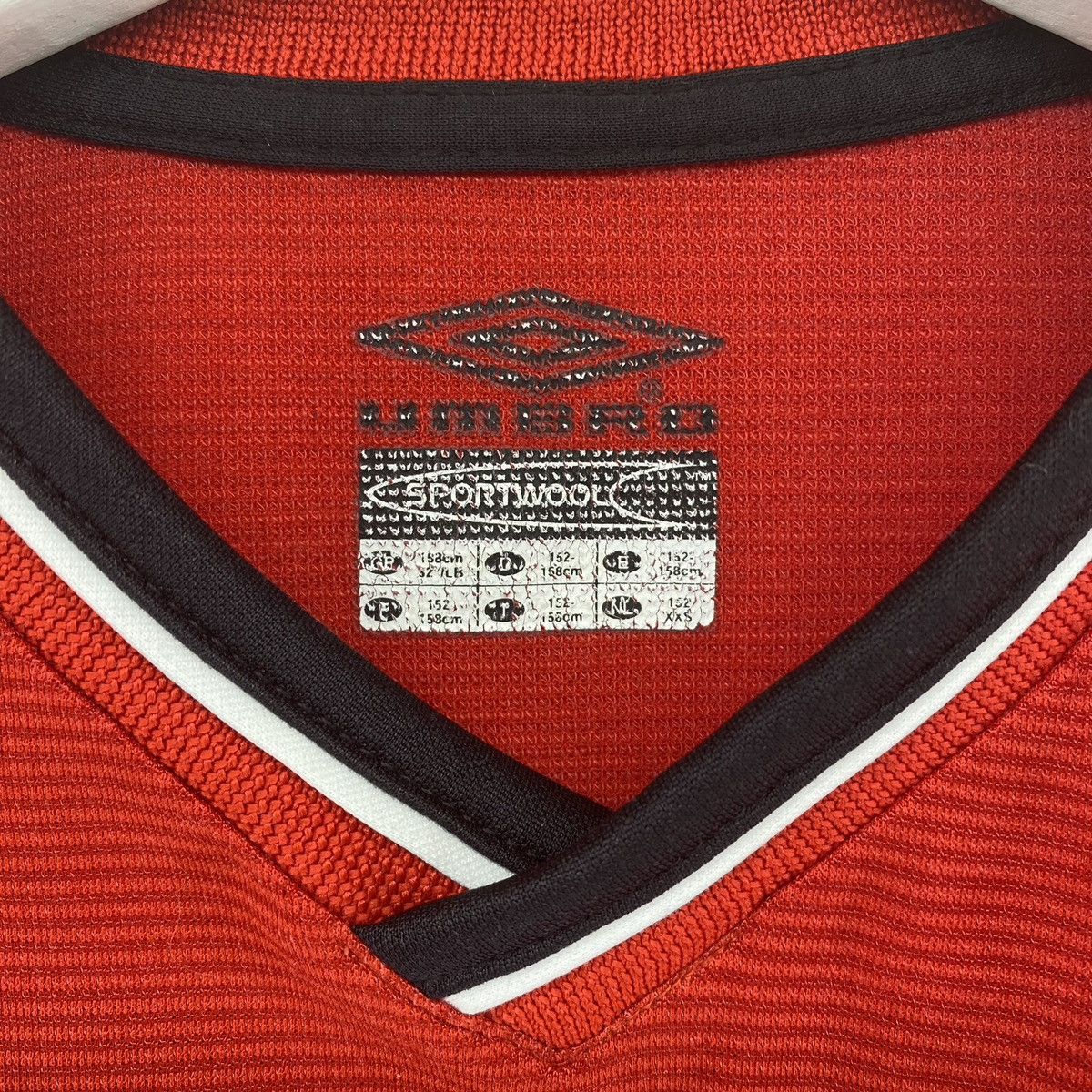 Umbro Manchester United 2000 2001 2002 Soccer Football Jersey Kit Size US XS / EU 42 / 0 - 5 Thumbnail