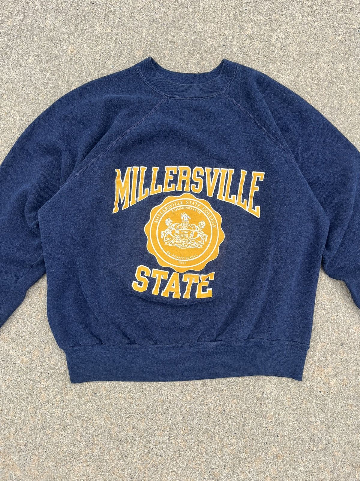 Vintage VINTAGE 80’S MILLERSVILLE STATE COLLEGE SWEATSHIRT Size US XS / EU 42 / 0 - 3 Thumbnail