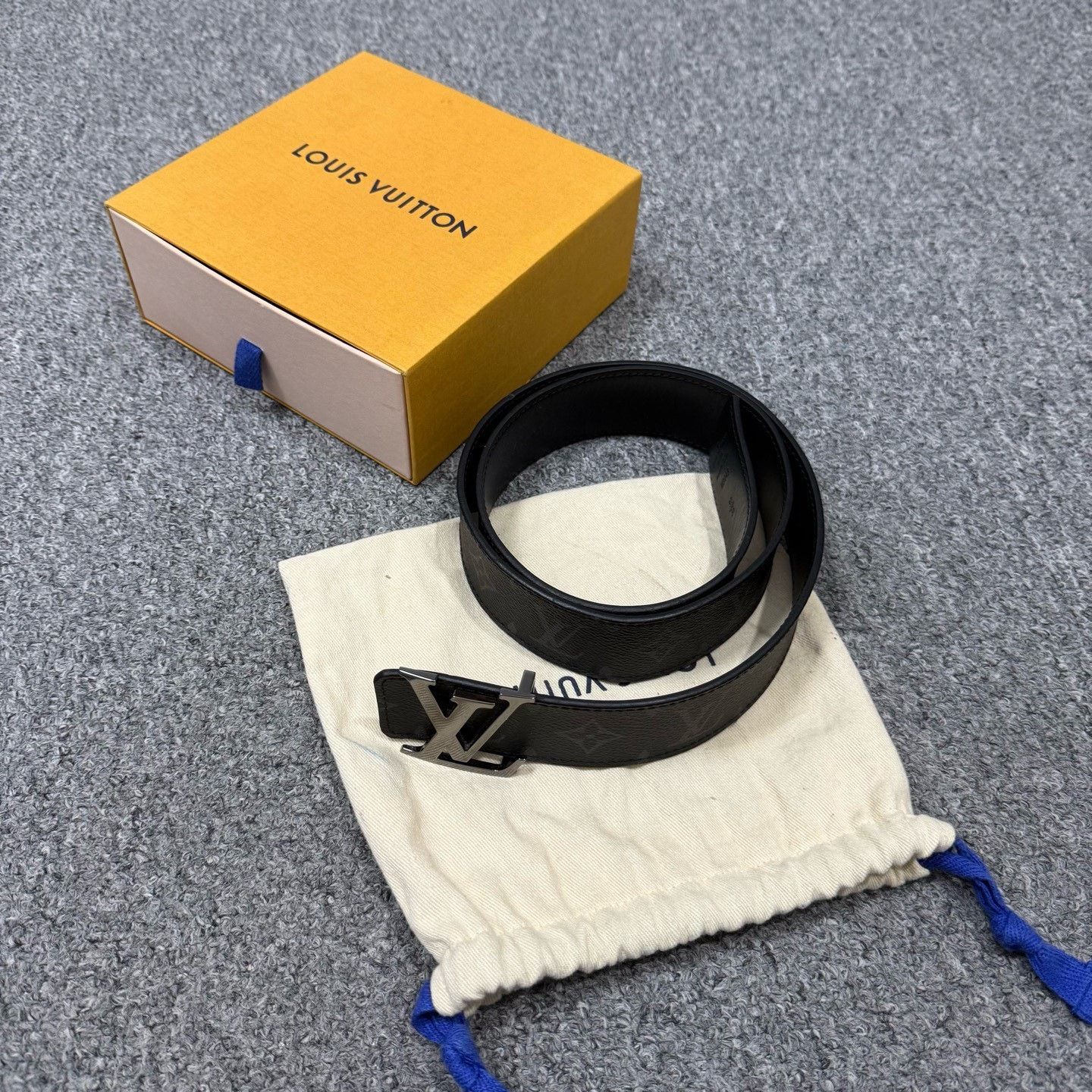 Louis Vuitton Louis Vuitton Black Monogram Belt Silver Buckle Size ONE SIZE - 1 Thumbnail