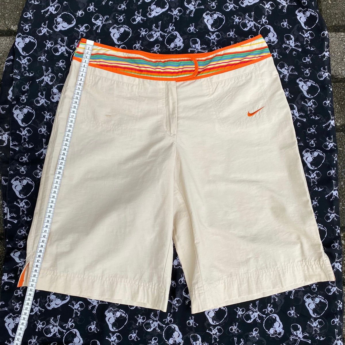 Nike Nike Capri Pants Style Khaki Beige Rainbow Waist Style Sport Size 32" / US 10 / IT 46 - 25 Thumbnail