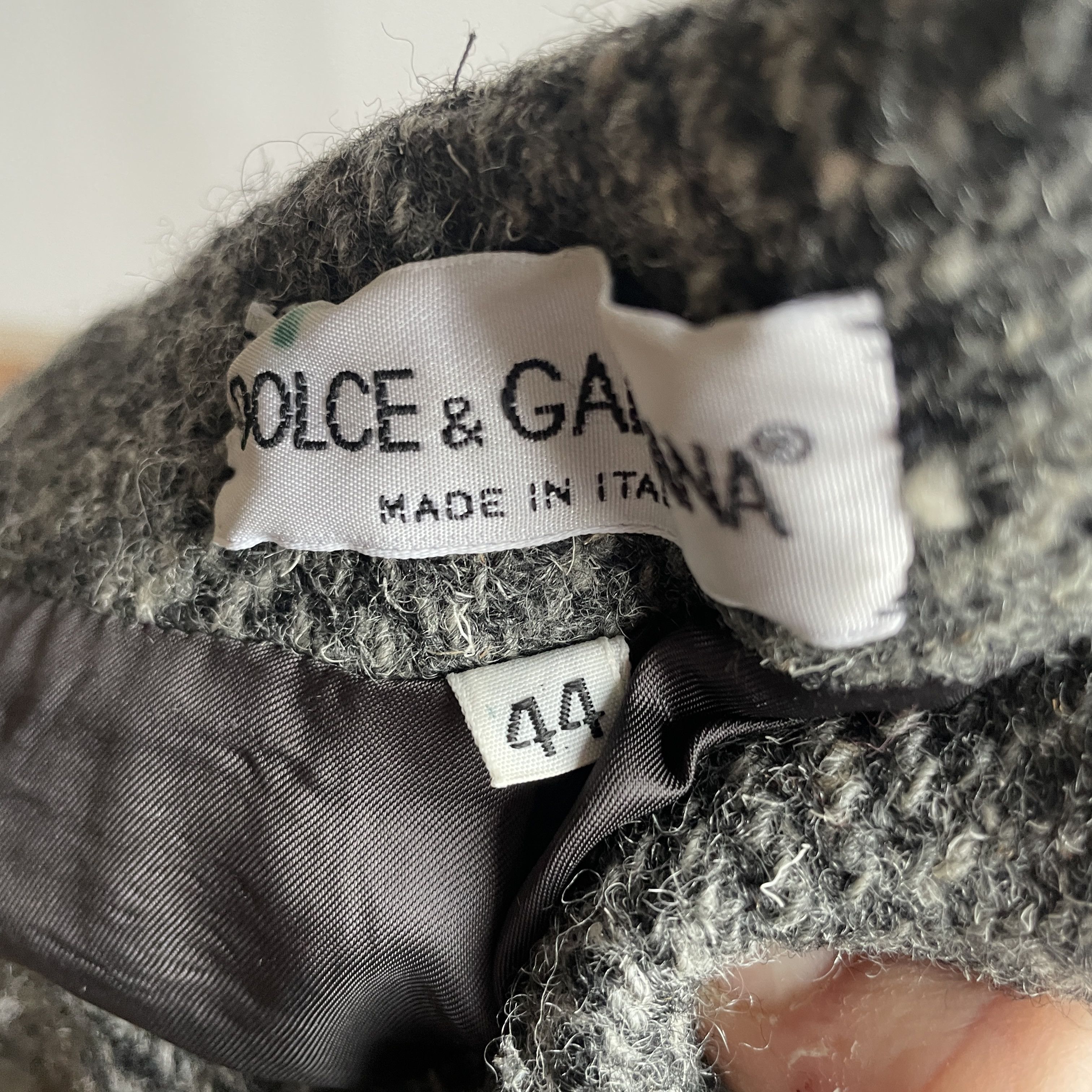 Dolce & Gabbana Dolce & Gabbana Vintage 90's Wool Tweed Mini Skirt Size 30" / US 8 / IT 44 - 7 Thumbnail