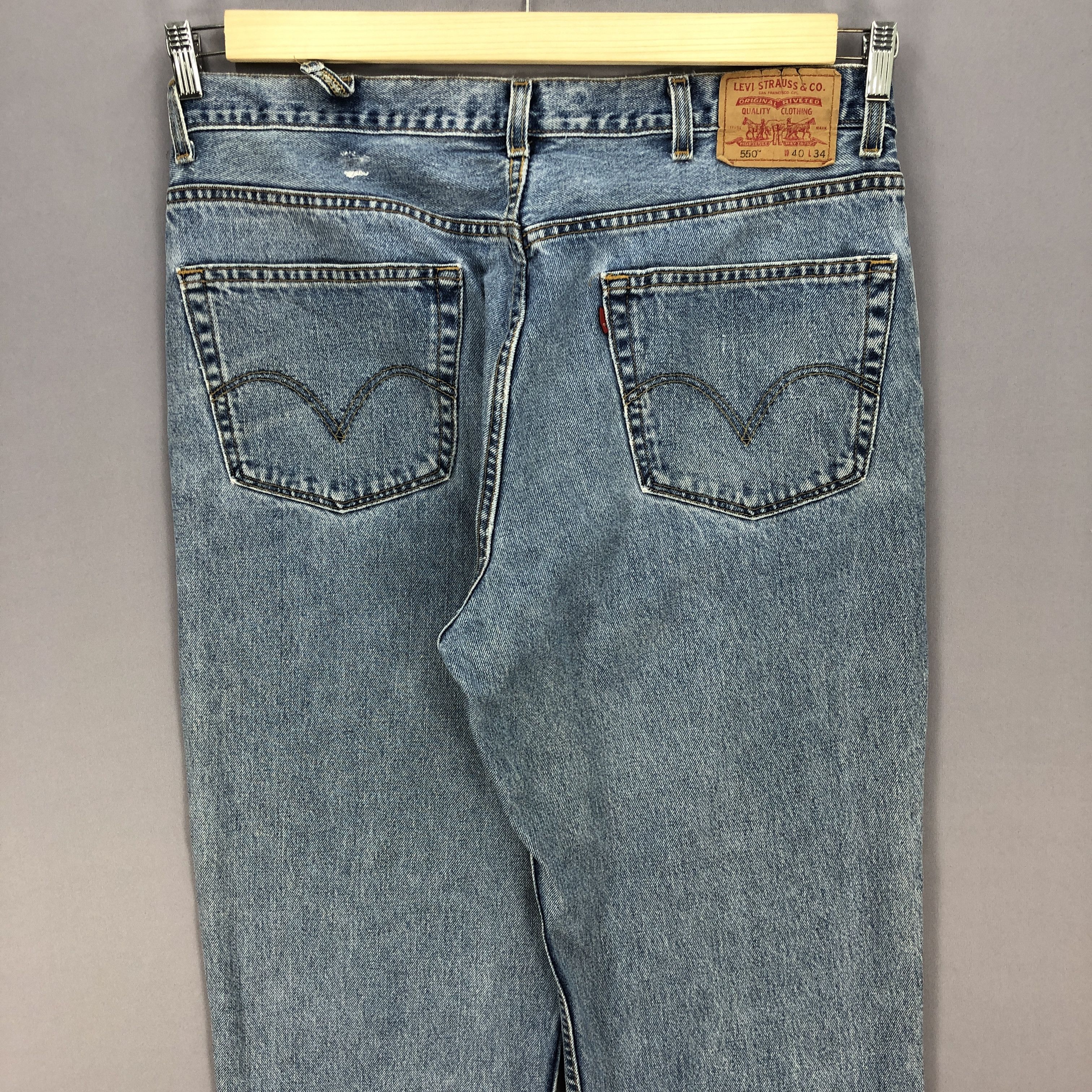 Levi's Vintage Levis Faded Ripped Jeans Levi's Stone Wash Denim Size US 40 / EU 56 - 4 Thumbnail
