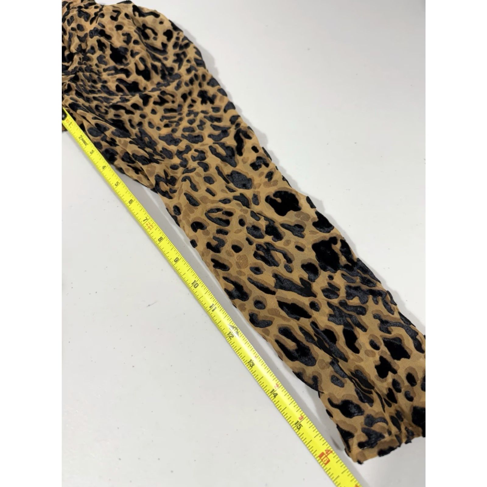 ASTR The Label ASTR Nikita Dress Women's S Leopard Velvet Print V Neck Lined Size S / US 4 / IT 40 - 5 Thumbnail