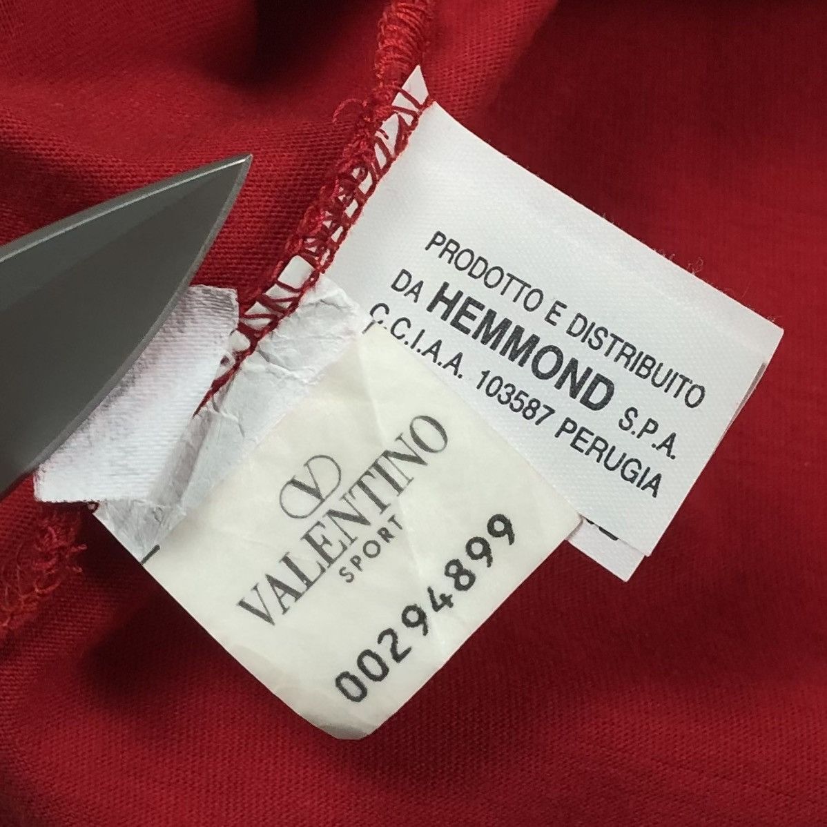 Valentino Vintage Valentino Sport Red Tee 90s Size US M / EU 48-50 / 2 - 13 Thumbnail