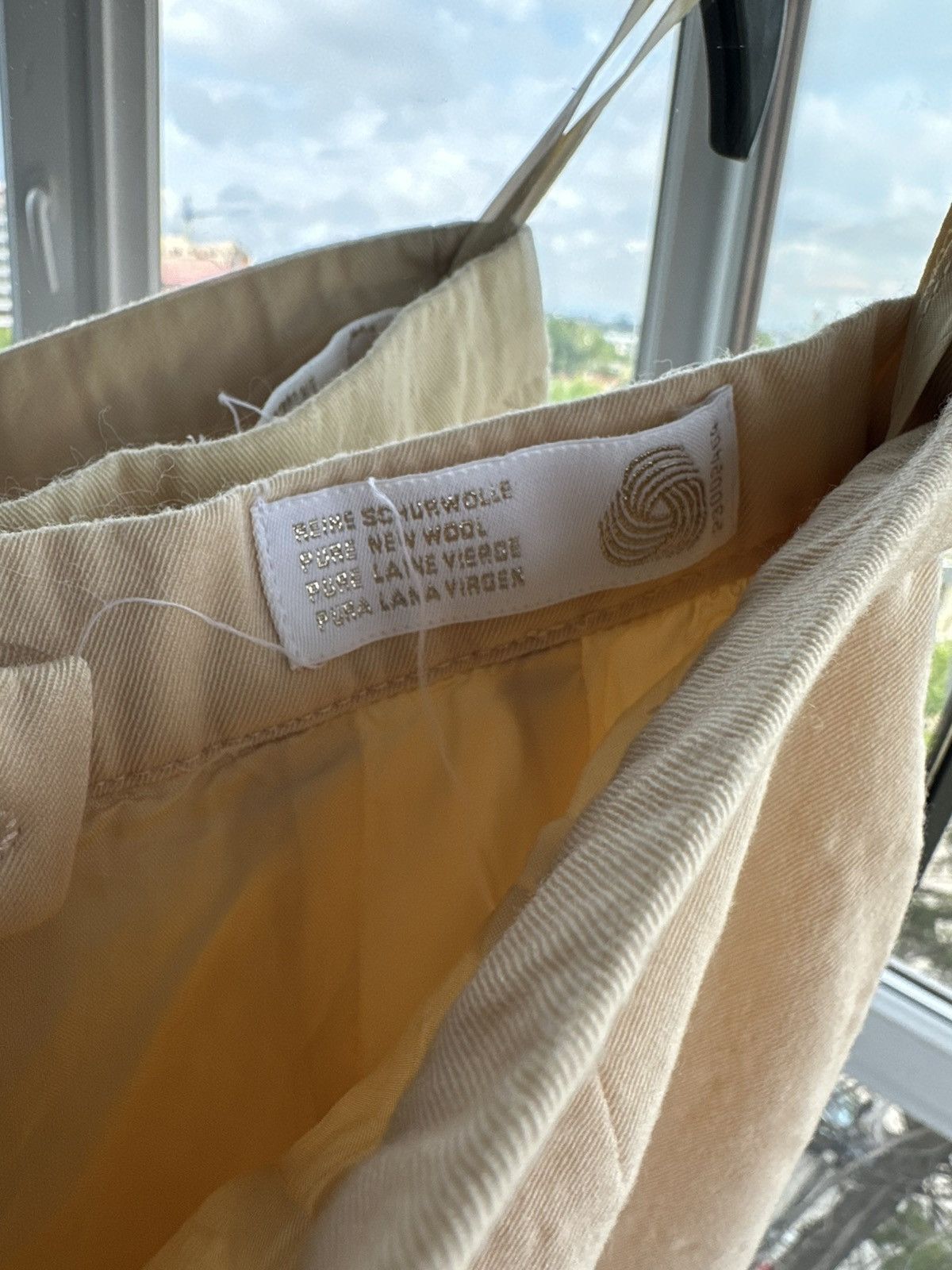 Escada Vintage Escada Margaretha Ley 100% New Wool Skirt Beige Size 28" / US 6 / IT 42 - 5 Thumbnail