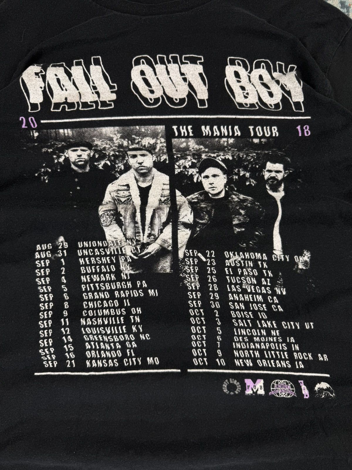 Band Tees × Vintage Vintage Fall Out Boy the mania tour 2018 graphic band tee Size US M / EU 48-50 / 2 - 4 Thumbnail