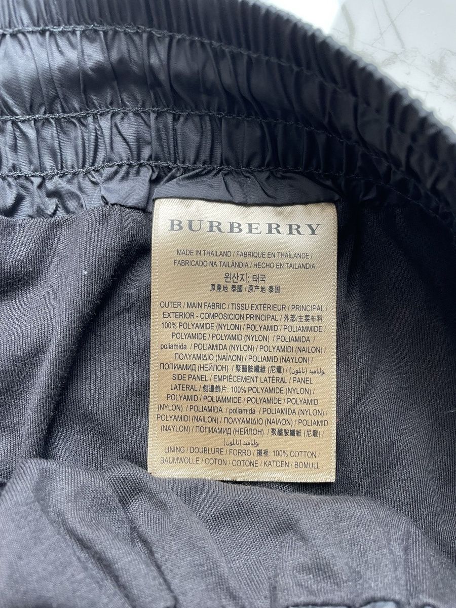 Burberry Burberry nylon jogger big logo rare pants Size US 35 - 10 Thumbnail