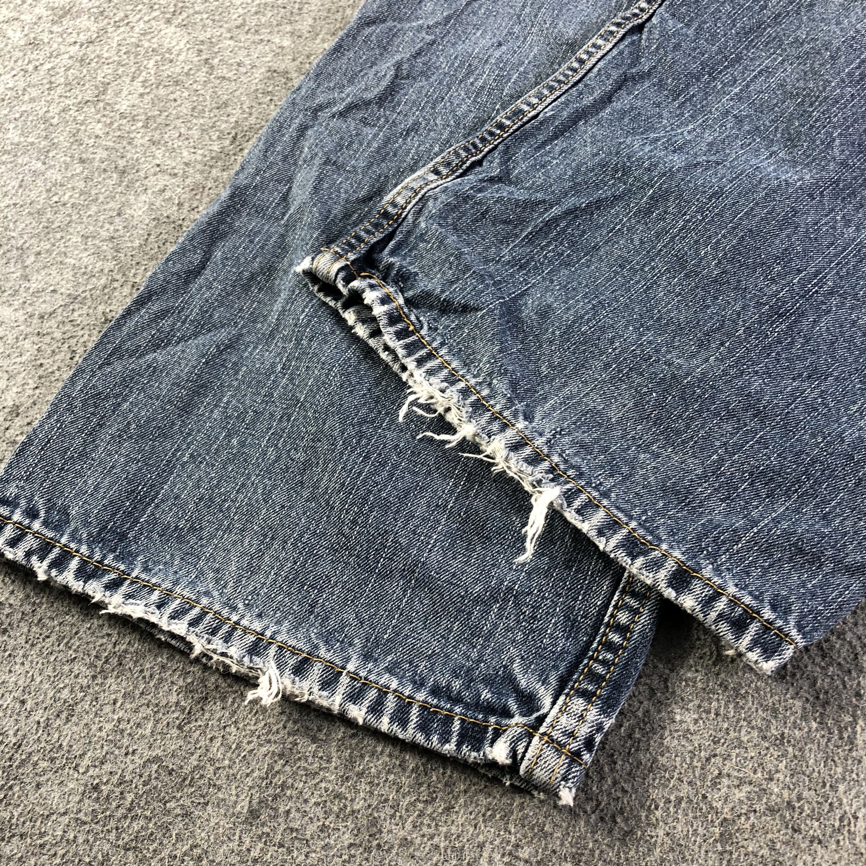 Levi's Vintage Levis 569 Jeans-J4206 Size US 37 - 6 Thumbnail