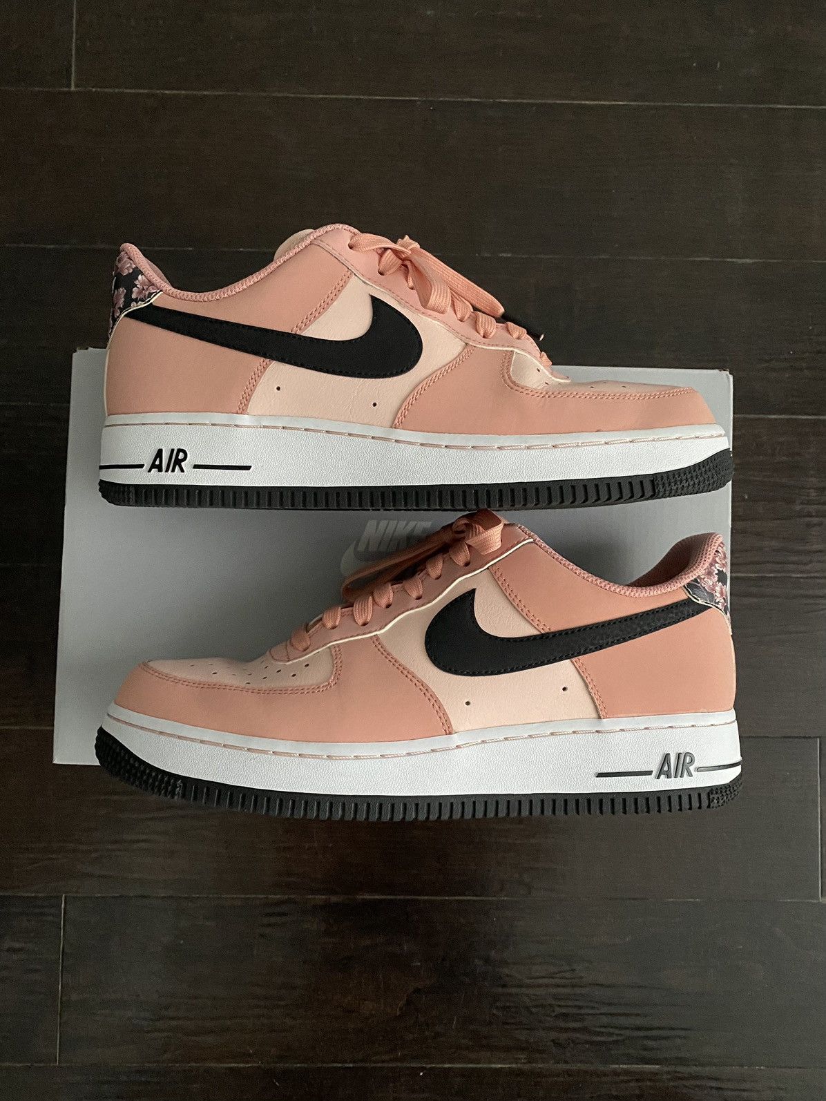 Nike Air Force 1 ‘07 LE “Pink Quartz” Size US 8 / EU 41 - 1 Thumbnail