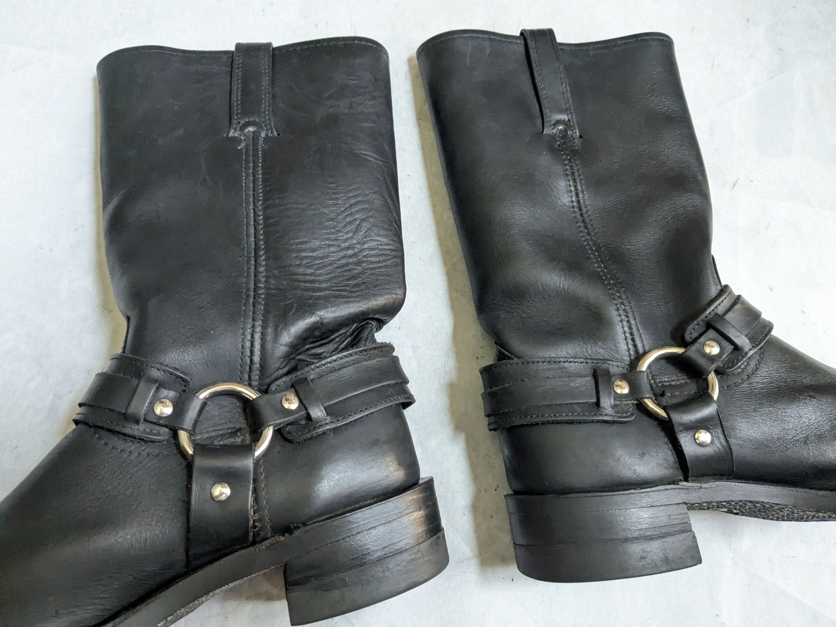 Frye Frye Harness Black Leather 9 W Wide Leather Buckle Belted Size US 9 / EU 42 - 13 Thumbnail
