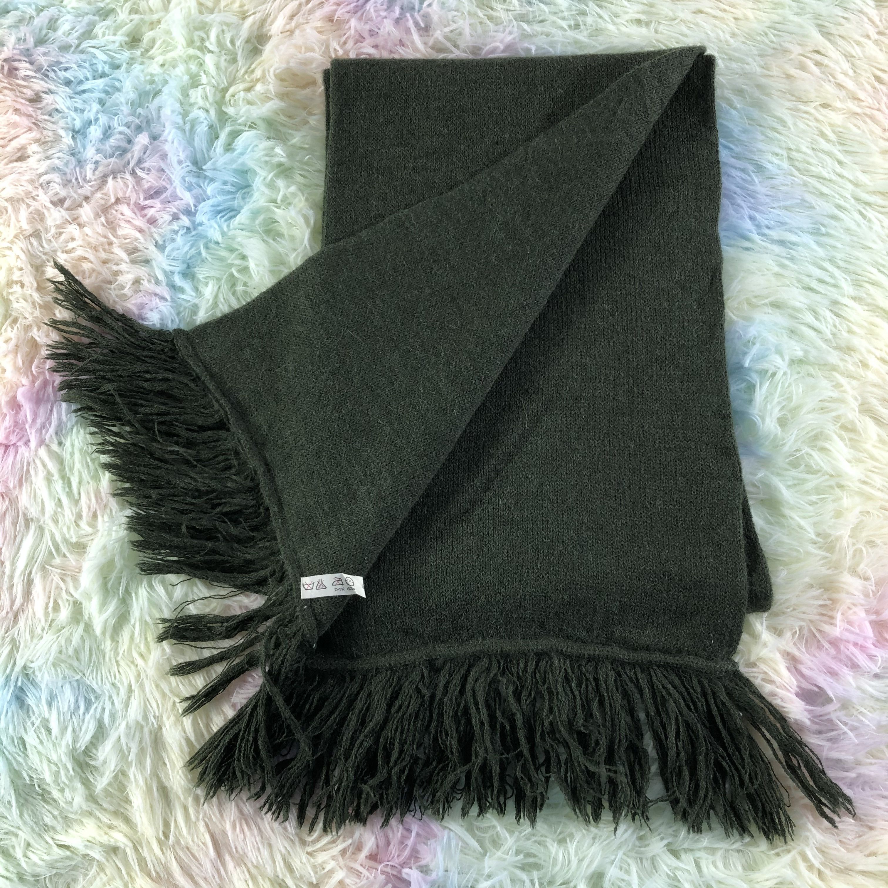 Valentino Valentino Garavani Scarf / Muffler / Neckwear - KM259 Size ONE SIZE - 4 Thumbnail