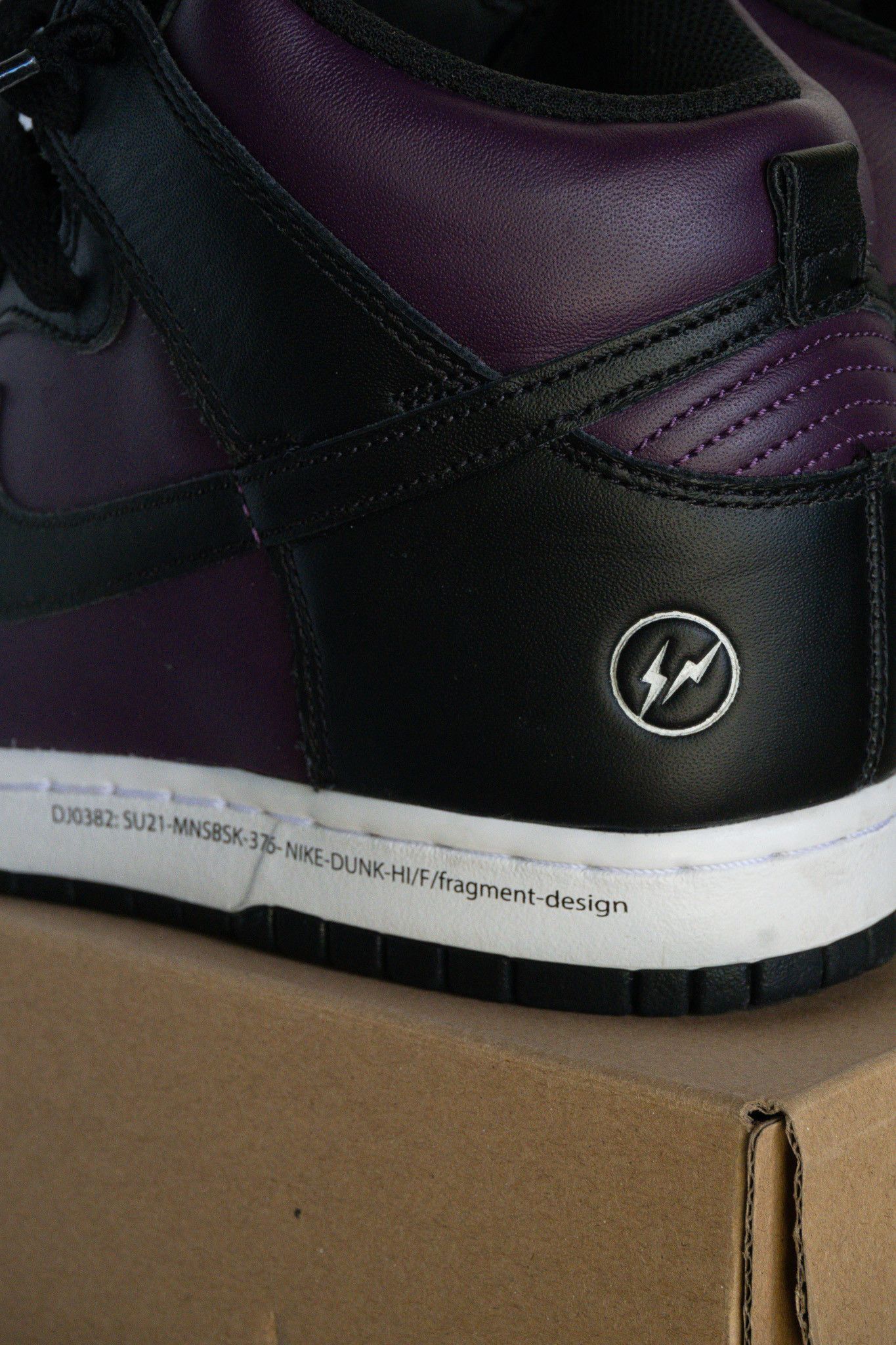 Fragment Design × Nike Nike Dunk High Fragment Beijing 2021 Size US 8.5 / EU 41-42 - 3 Thumbnail