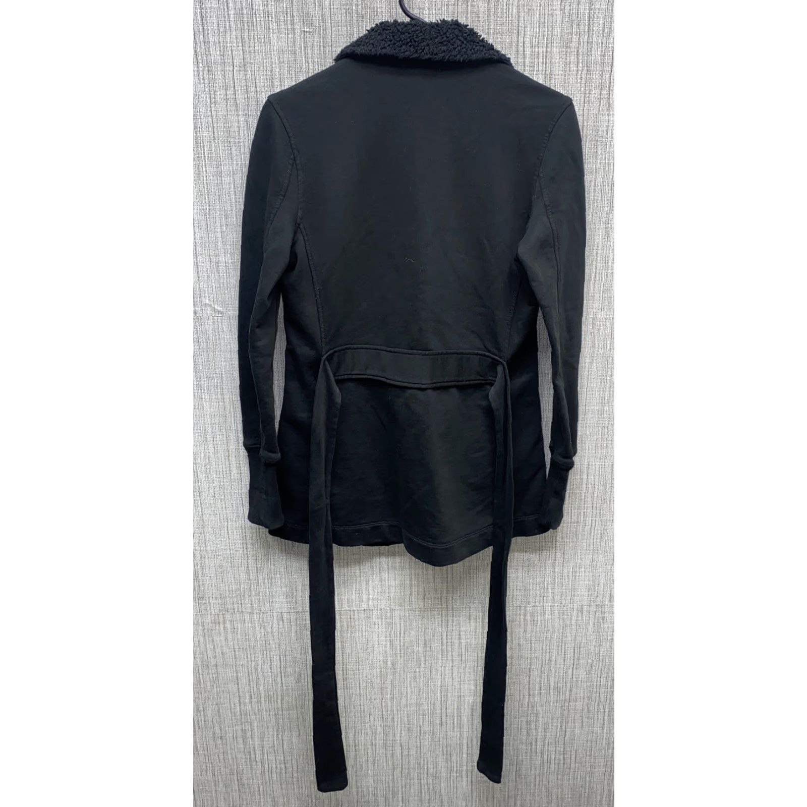 James Perse VINTAGE? No — James Perse Wrap Jacket Belted Cotton Blend Pocket Women Size 1 WOY2444 Jacket Women Size 1 Black James Perse Surplus Wrap Jacket 90s? Size XS / US 0-2 / IT 36-38 - 8 Thumbnail