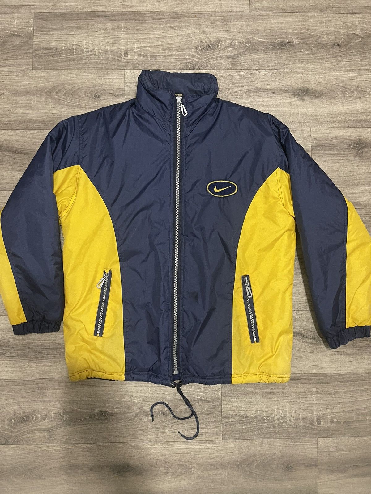 Nike NIKE VINTAGE RETRO BIG LOGO RARE JACKET SIZE L-XL Size US L / EU 52-54 / 3 - 6 Thumbnail