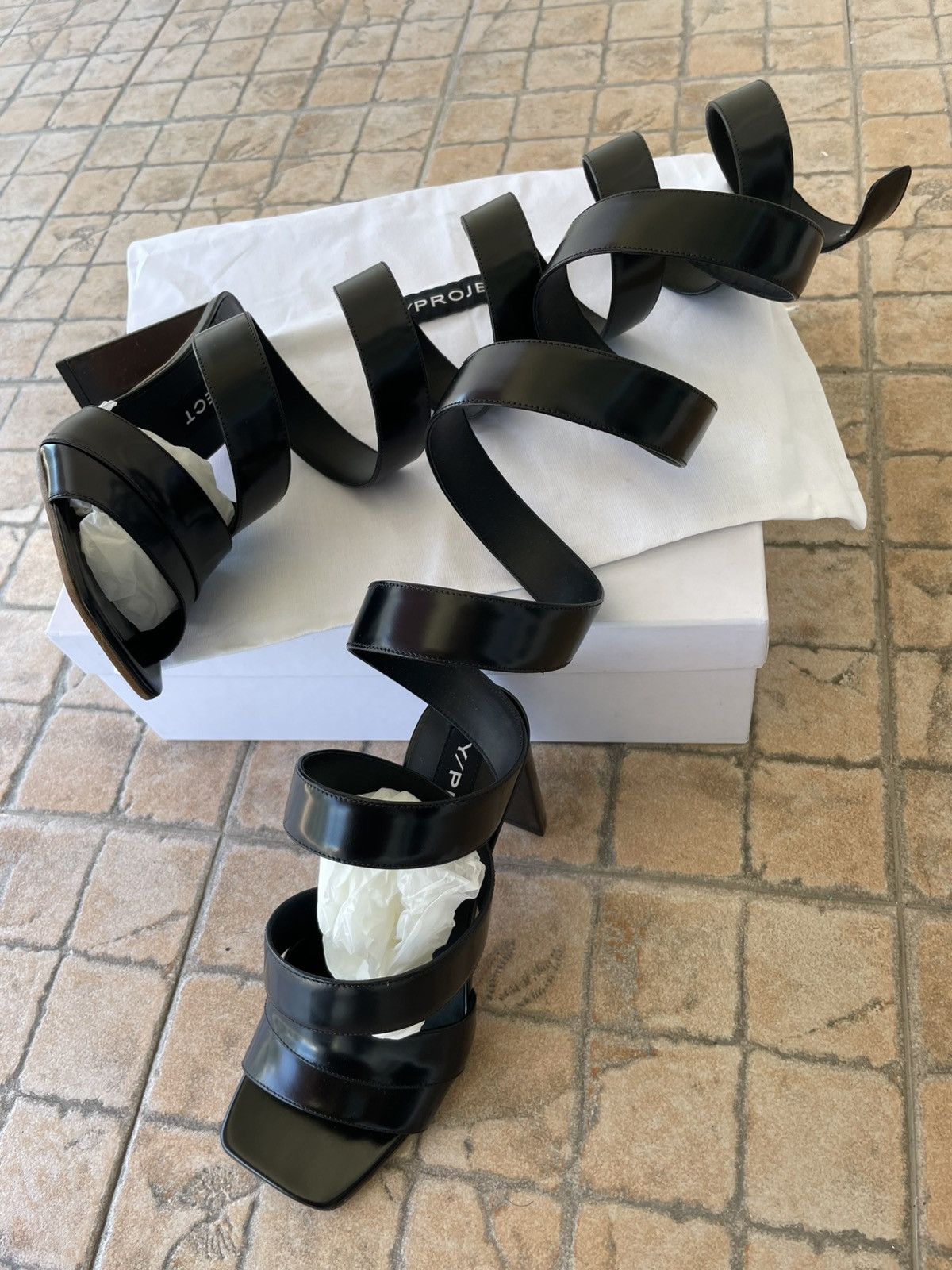 Y/Project Y/project runway spiral leather heel Size US 6 / IT 36 - 2 Thumbnail