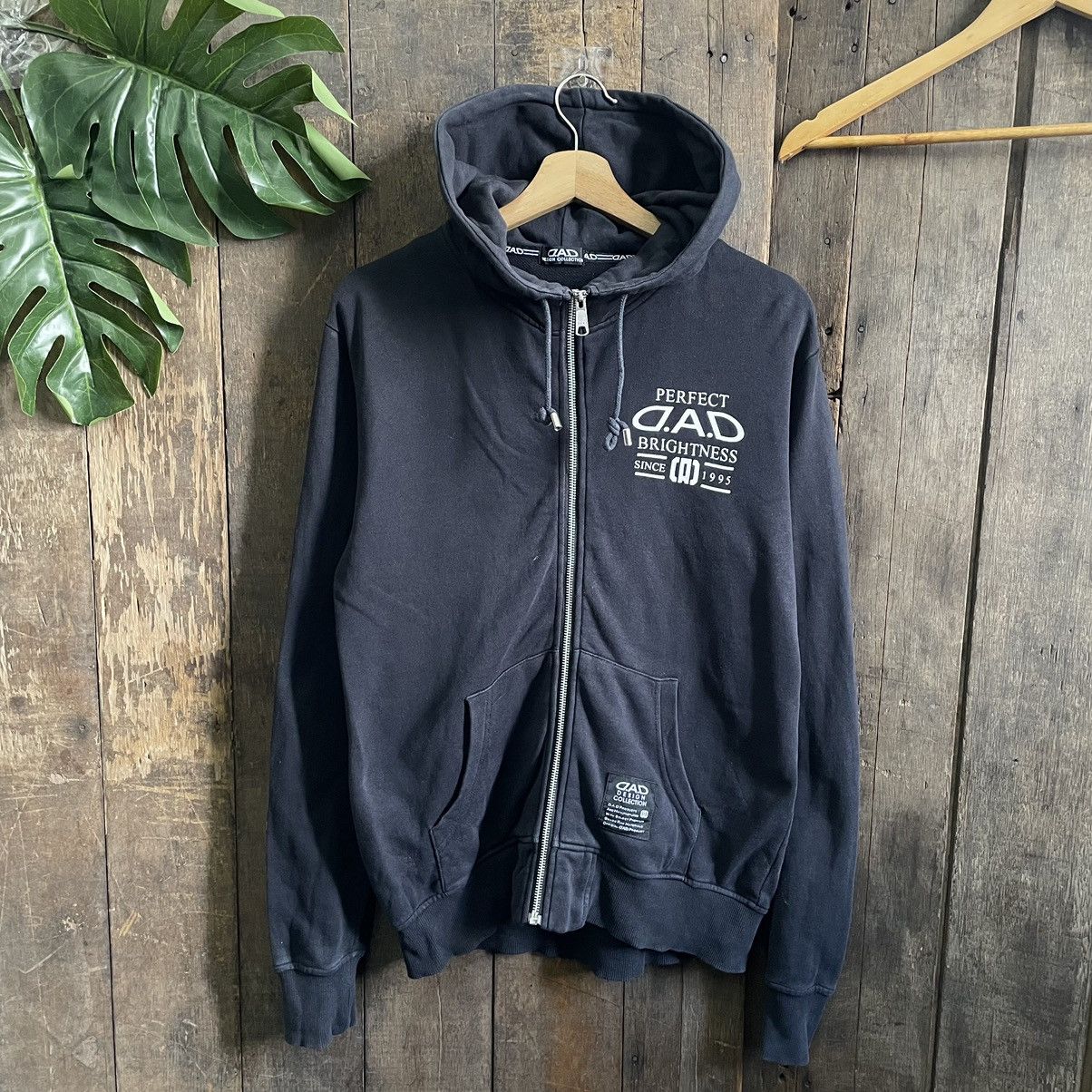image of Vintage D.a.d Design Colecttion Zipper Hoodie in Black, Men's (Size Medium)