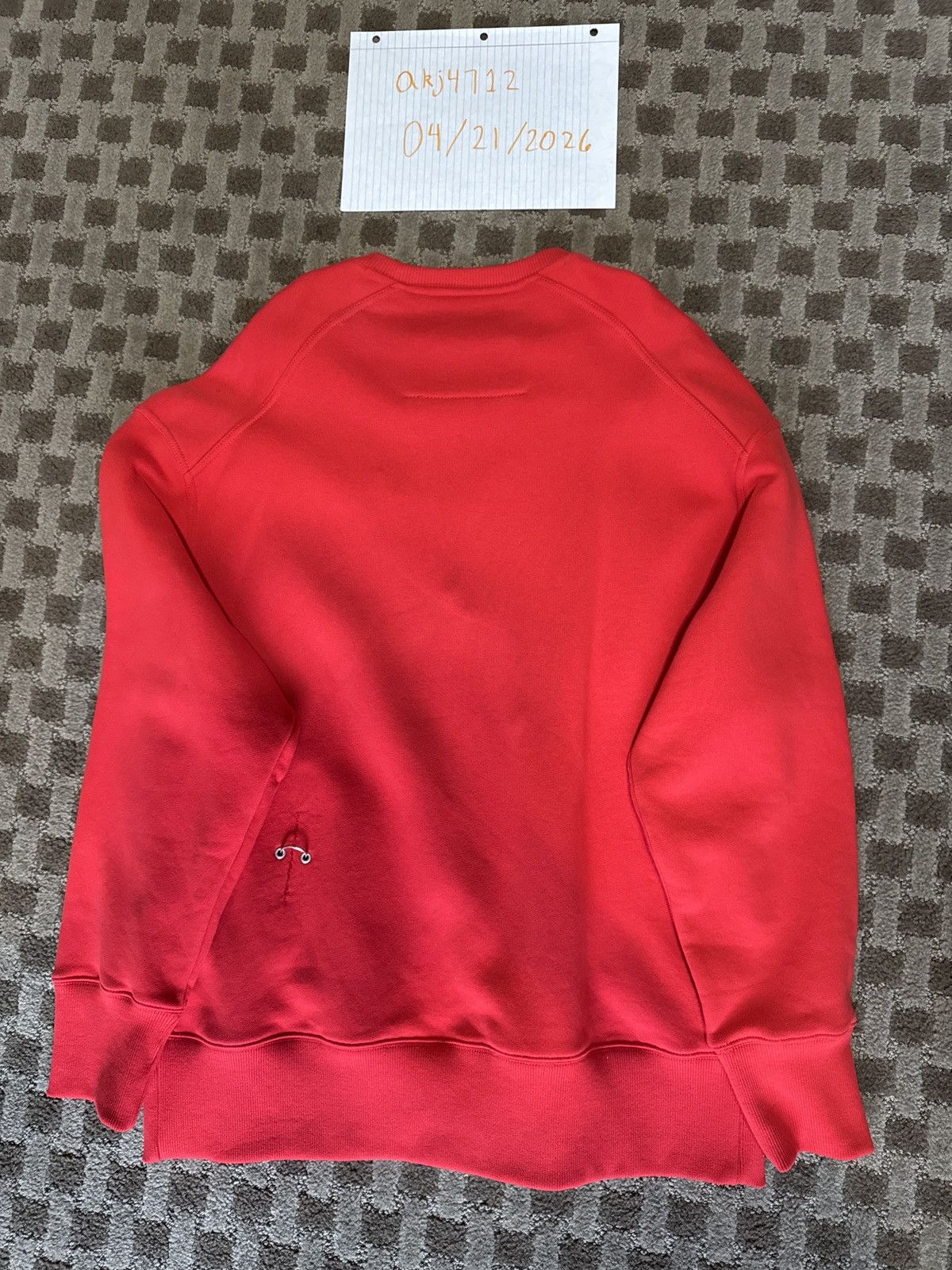 Givenchy Givenchy Red Oversized Metal Detail Crewneck Size US M / EU 48-50 / 2 - 2 Thumbnail