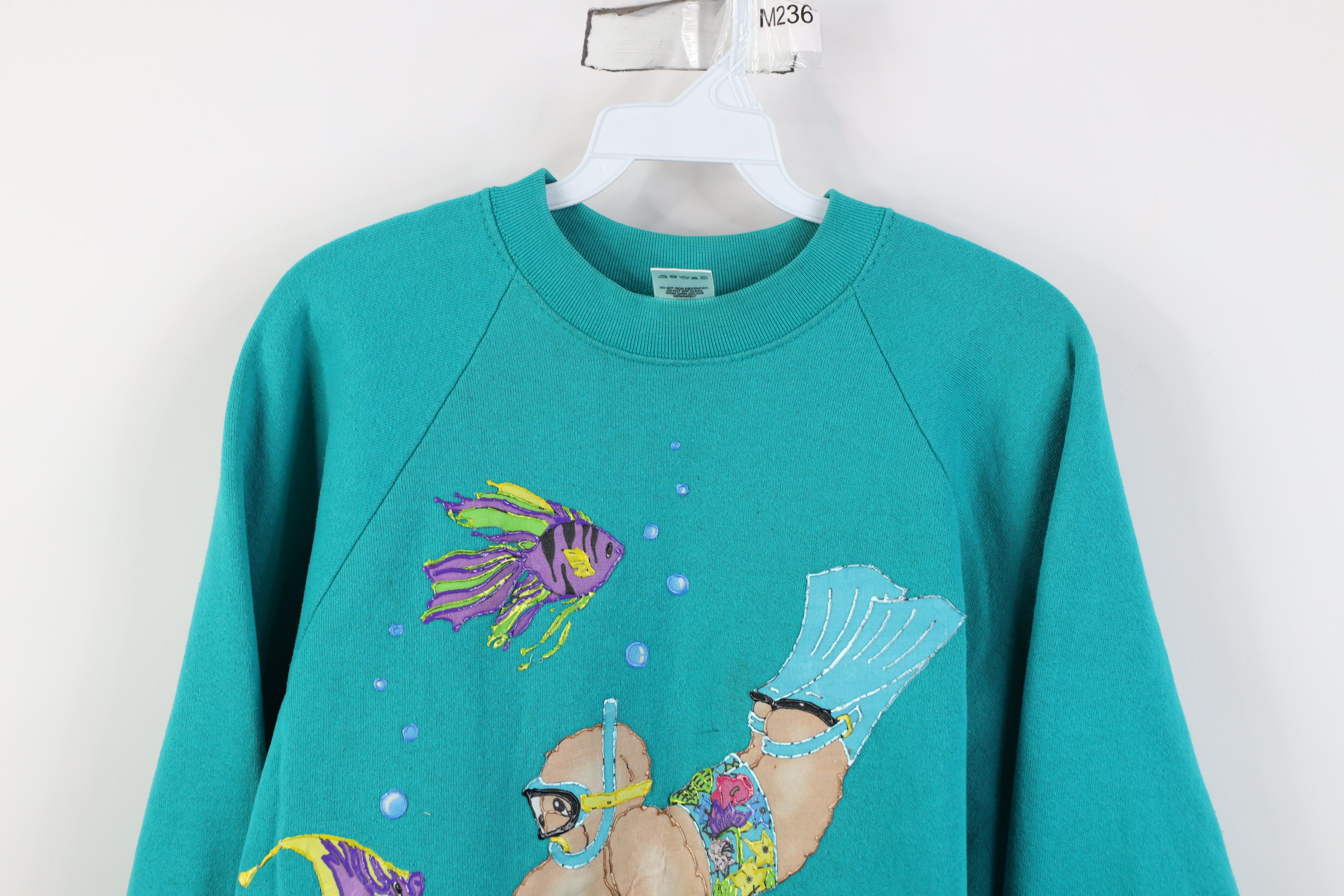 Vintage Vintage 90s Streetwear Diving Bear Sea Fish Sweatshirt Size XL / US 12-14 / IT 48-50 - 2 Thumbnail